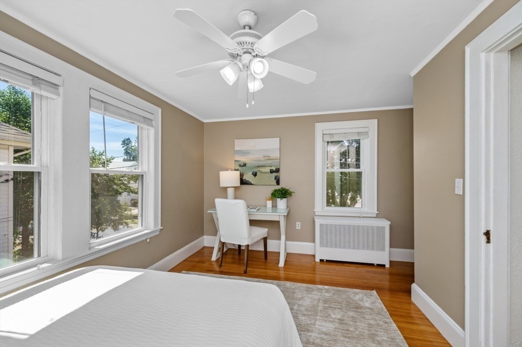 Medford, Massachusetts, 02155, United States, 4 Bedrooms Bedrooms, ,4 BathroomsBathrooms,Residential,For Sale,1939747