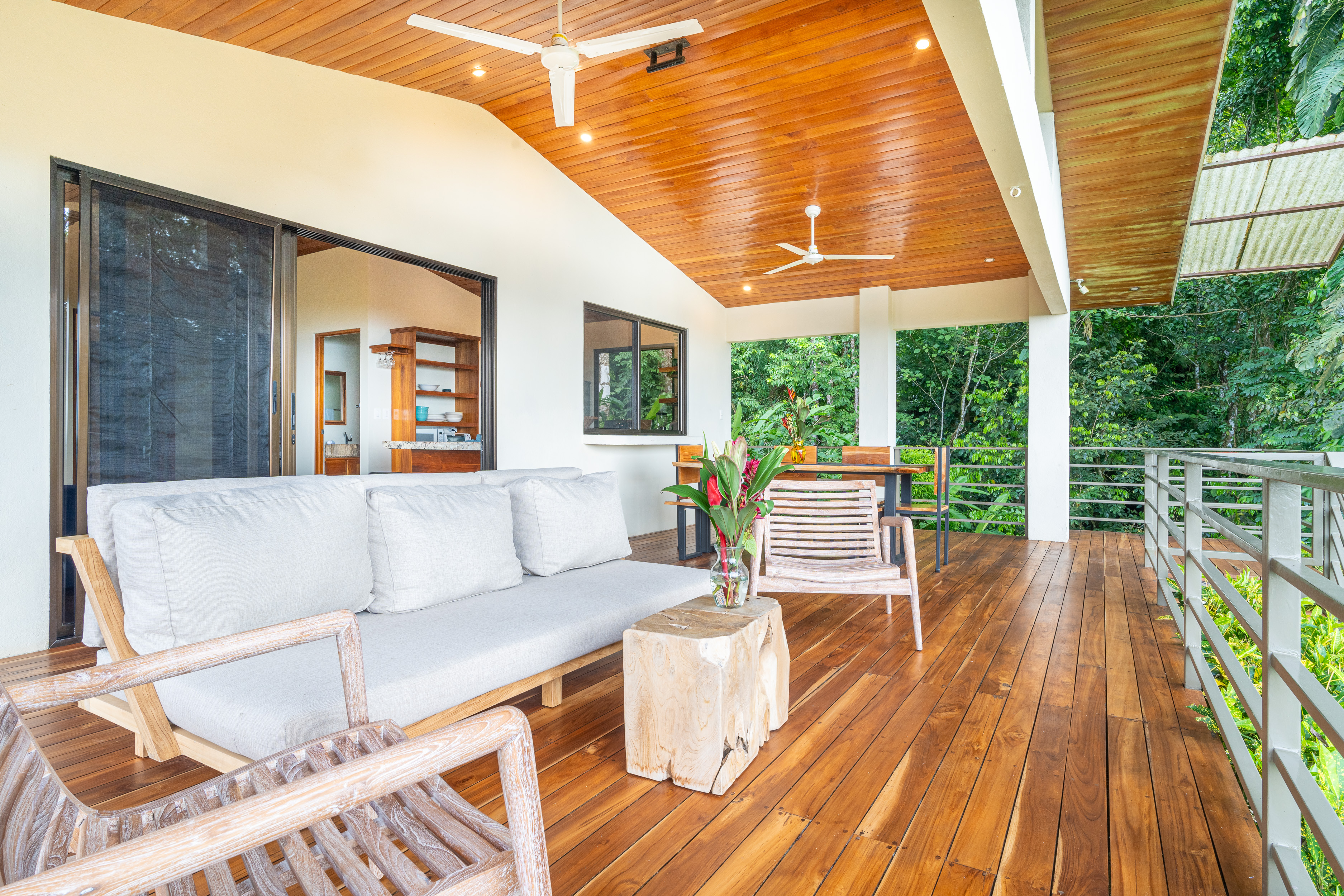 Dominical, Puntarenas, 60504, CR, 7 Bedrooms Bedrooms, ,7 BathroomsBathrooms,Residential,For Sale,1997378