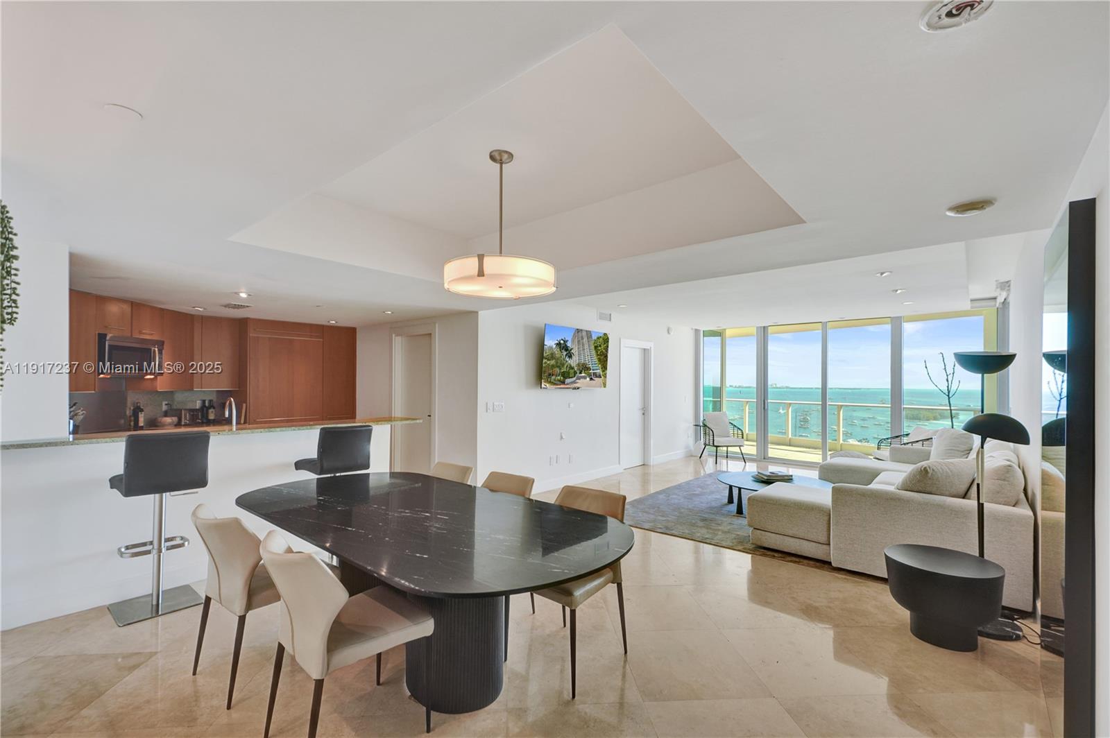 Miami, Florida, 33133, United States, 2 Bedrooms Bedrooms, ,3 BathroomsBathrooms,Residential,For Sale,1996183