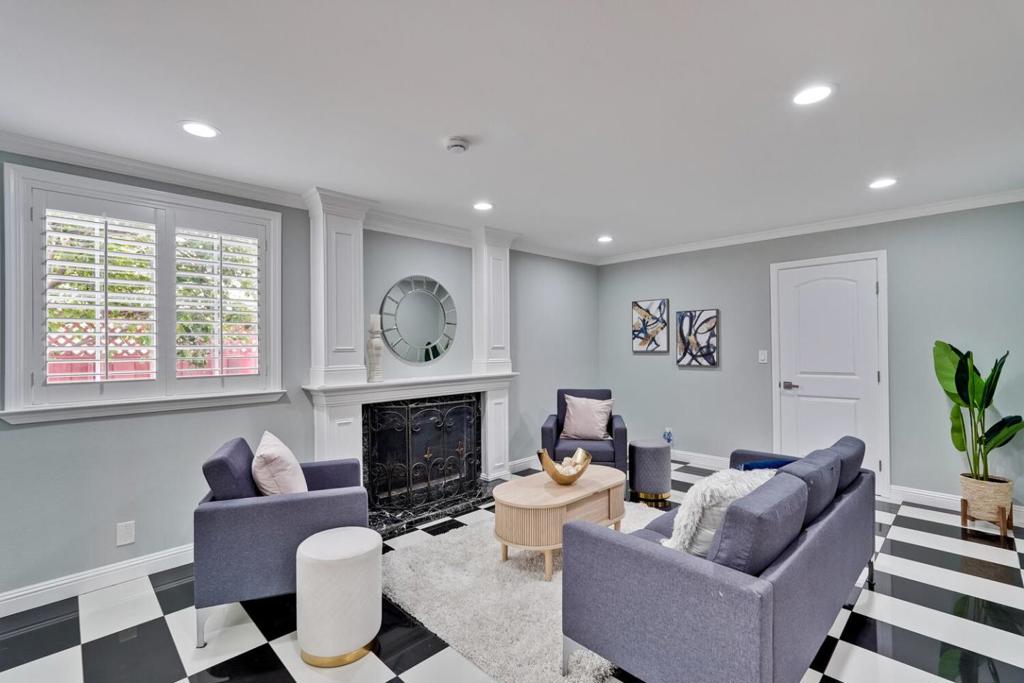 Union City, California, 94587, United States, 4 Bedrooms Bedrooms, ,3 BathroomsBathrooms,Residential,For Sale,1978572