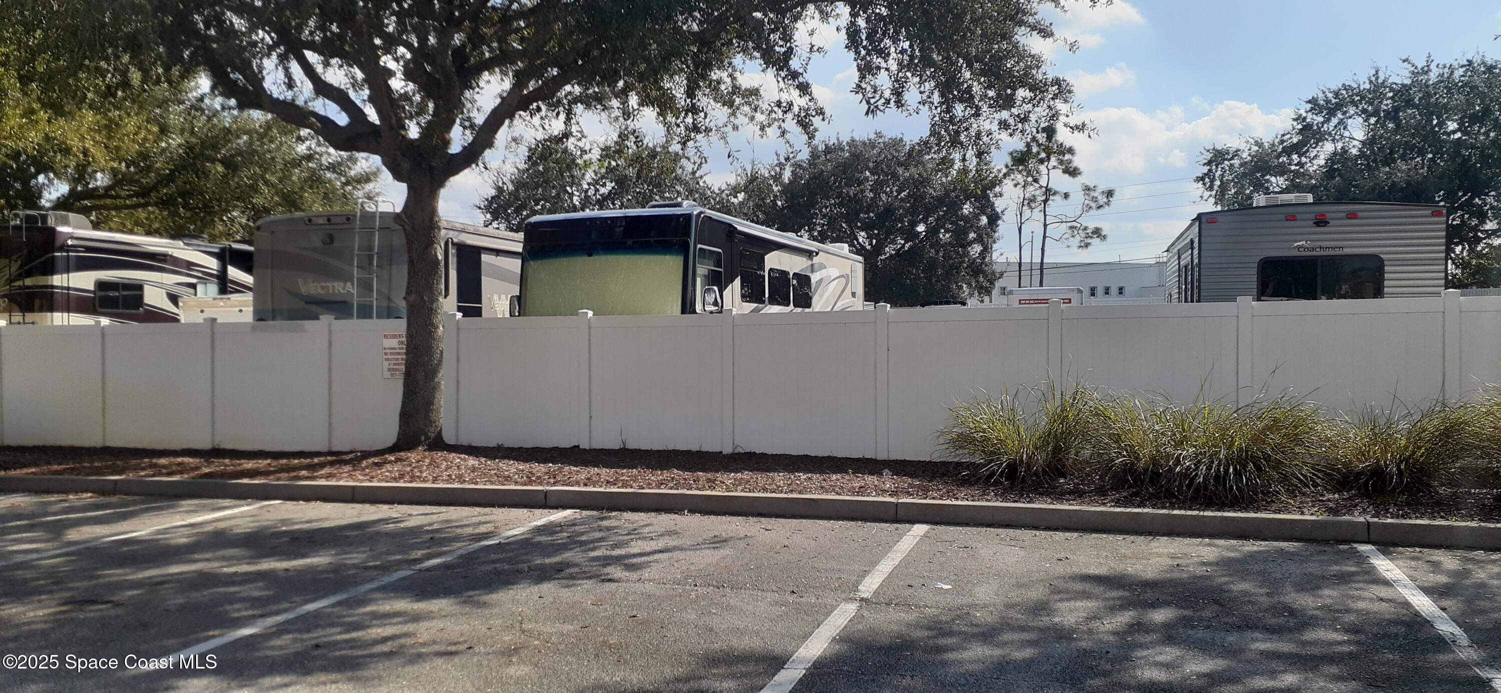 Palm Bay, Florida, 32908, United States, 6 Bedrooms Bedrooms, ,5 BathroomsBathrooms,Residential,For Sale,1995806