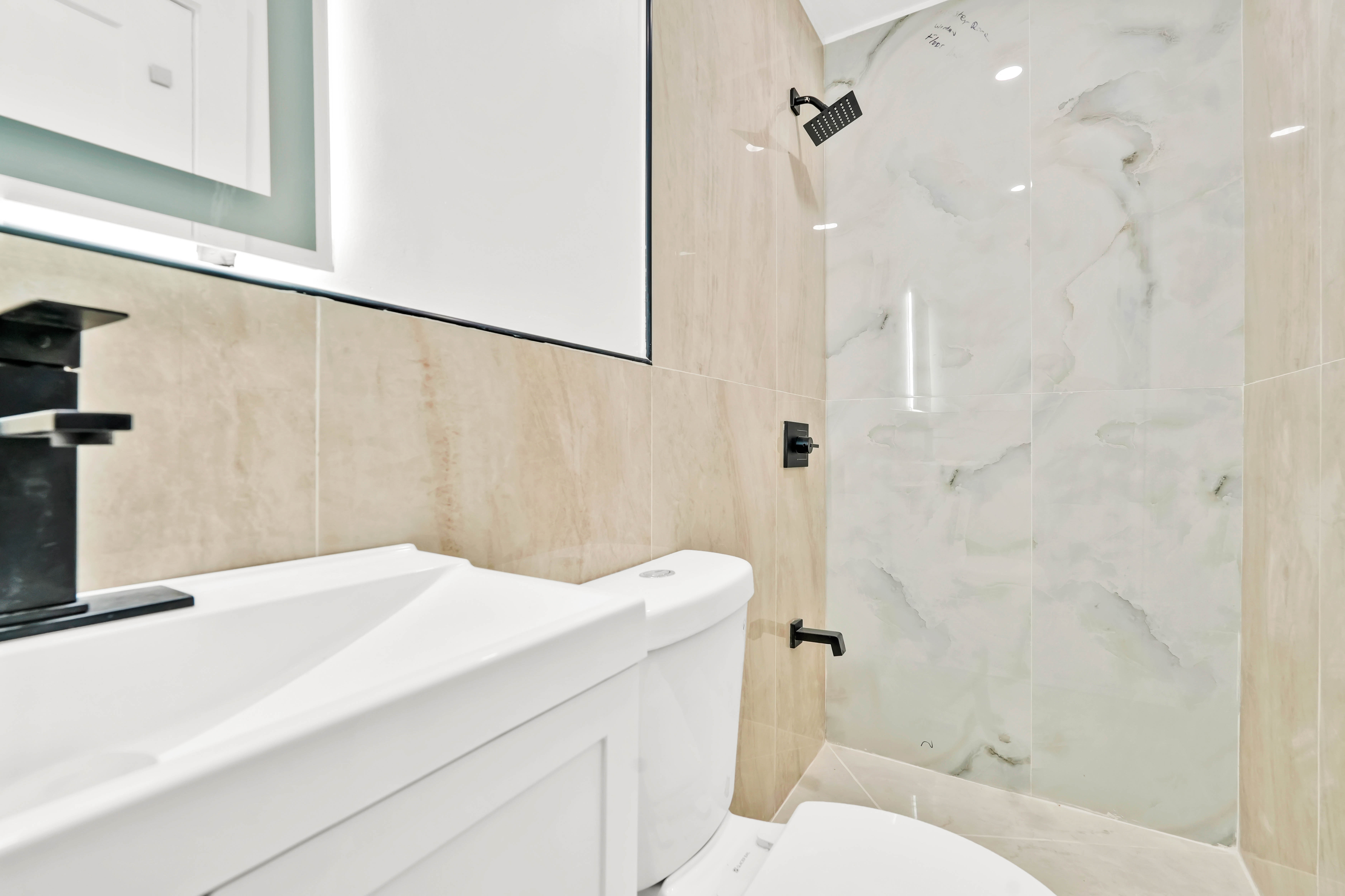 Brooklyn, New York, 11207, United States, 5 Bedrooms Bedrooms, ,4 BathroomsBathrooms,Residential,For Sale,1974760