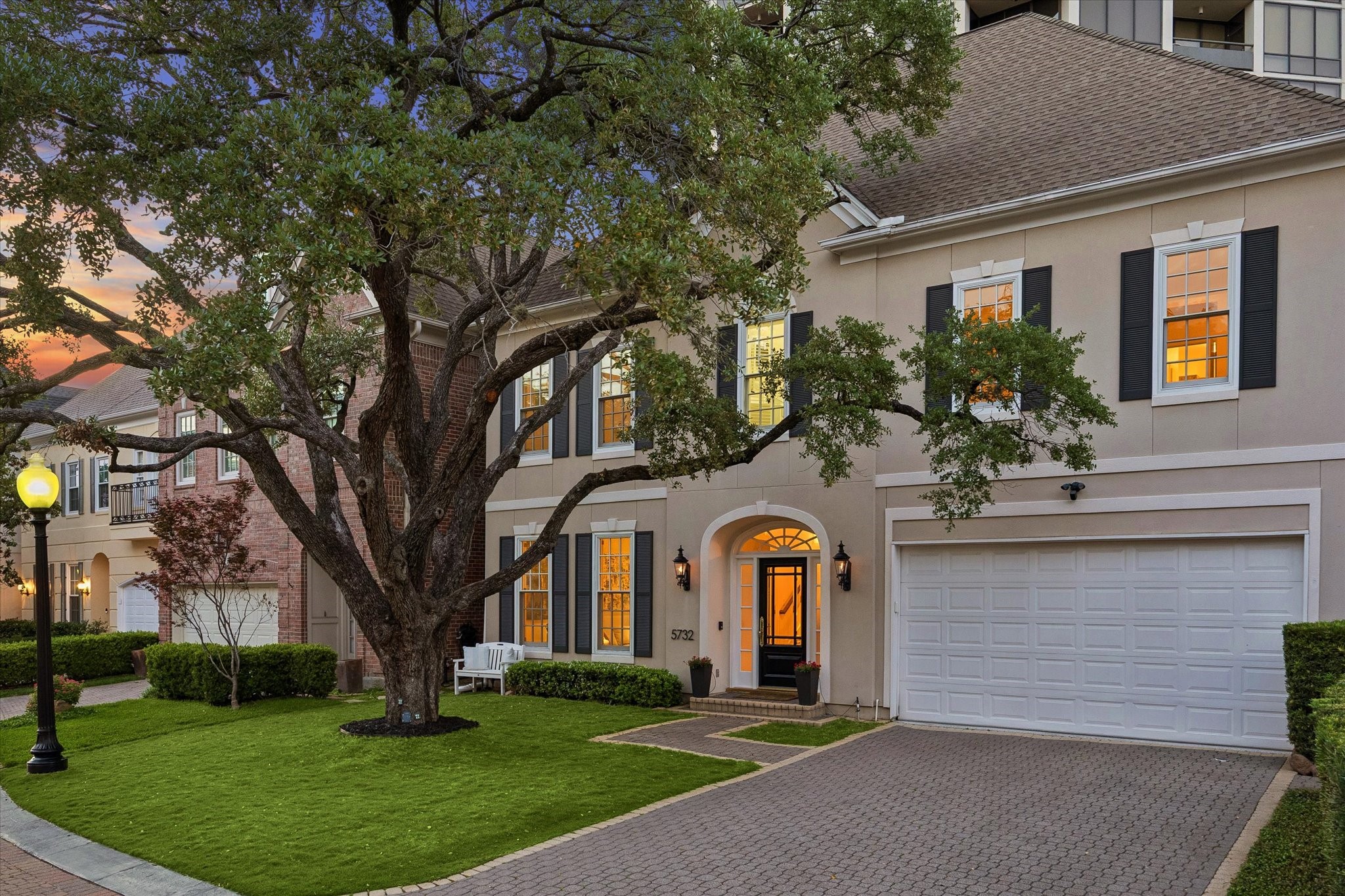  5732 Longmont Lane - 物件實景