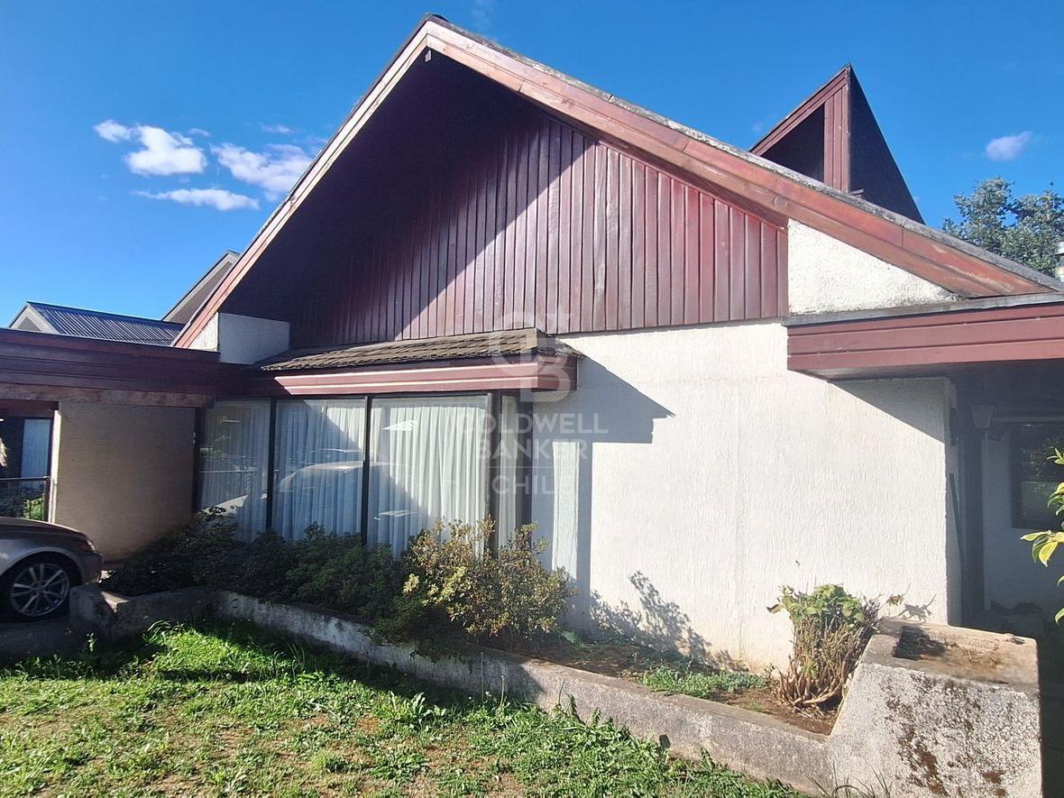 Osorno, Chile, 4 Bedrooms Bedrooms, ,3 BathroomsBathrooms,Residential,For Sale,1926290