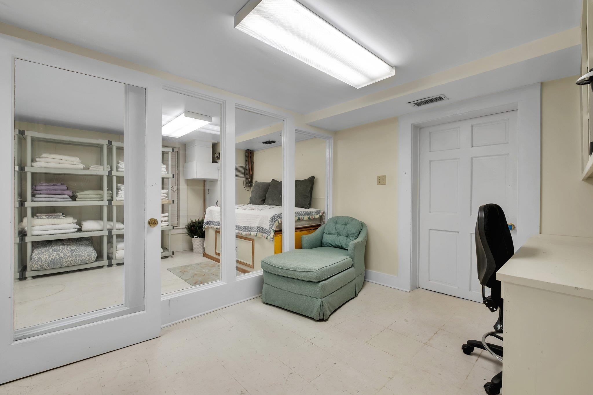 Tallahassee, Florida, 32301, United States, 4 Bedrooms Bedrooms, ,4 BathroomsBathrooms,Residential,For Sale,1738937