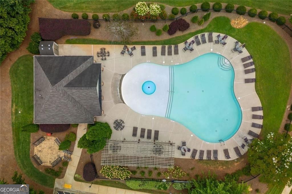 Cumming, Georgia, 30041, United States, 5 Bedrooms Bedrooms, ,3 BathroomsBathrooms,Residential,For Sale,2001024