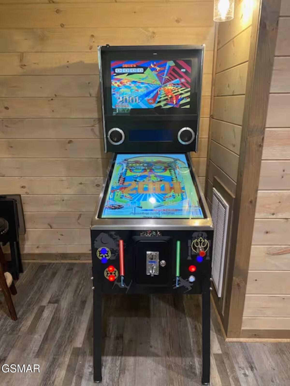 Sevierville, Tennessee, 37862, United States, 5 Bedrooms Bedrooms, ,5 BathroomsBathrooms,Residential,For Sale,2008857