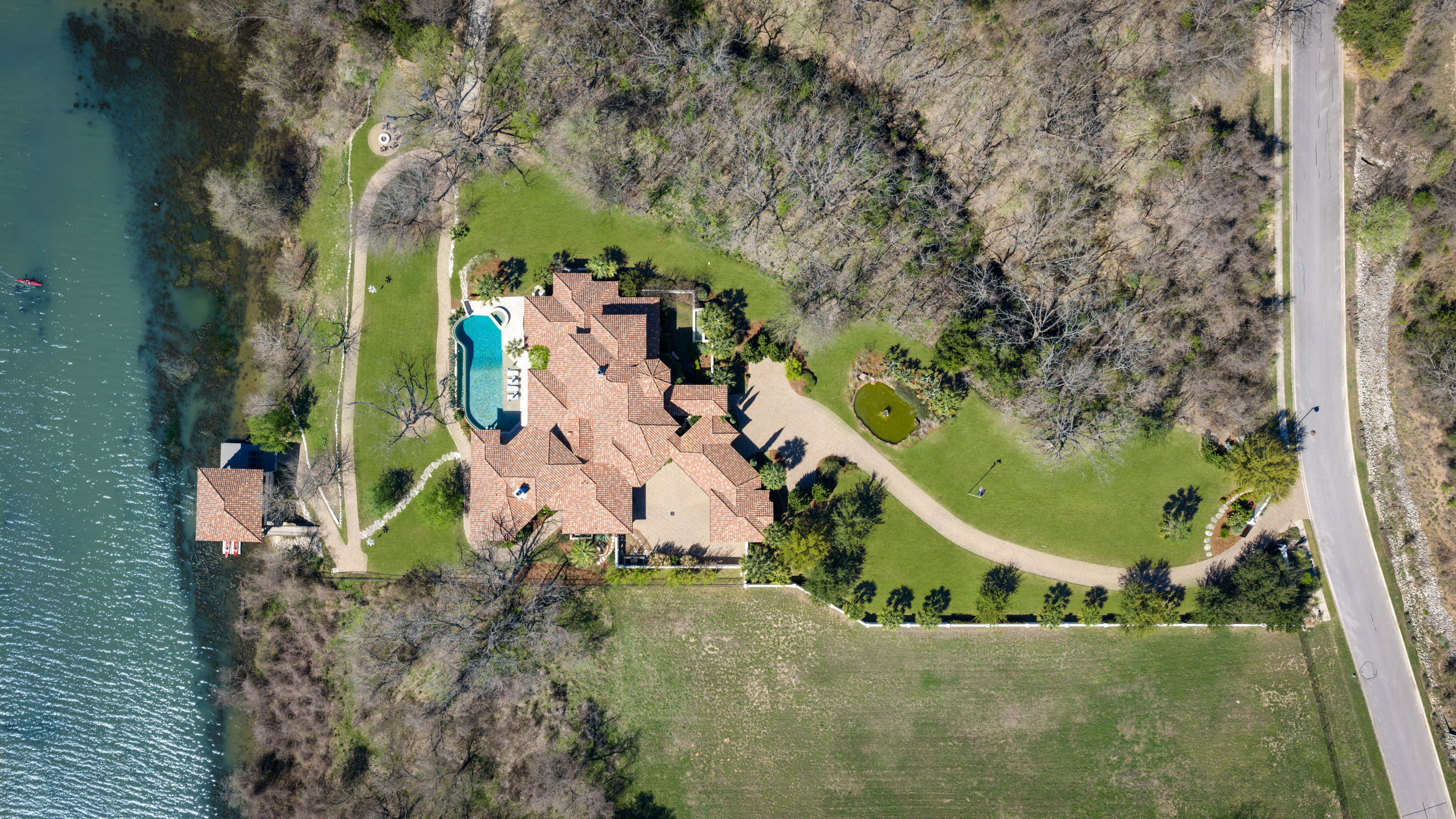  Butterfly Beach on Lake Austin - 物件實景