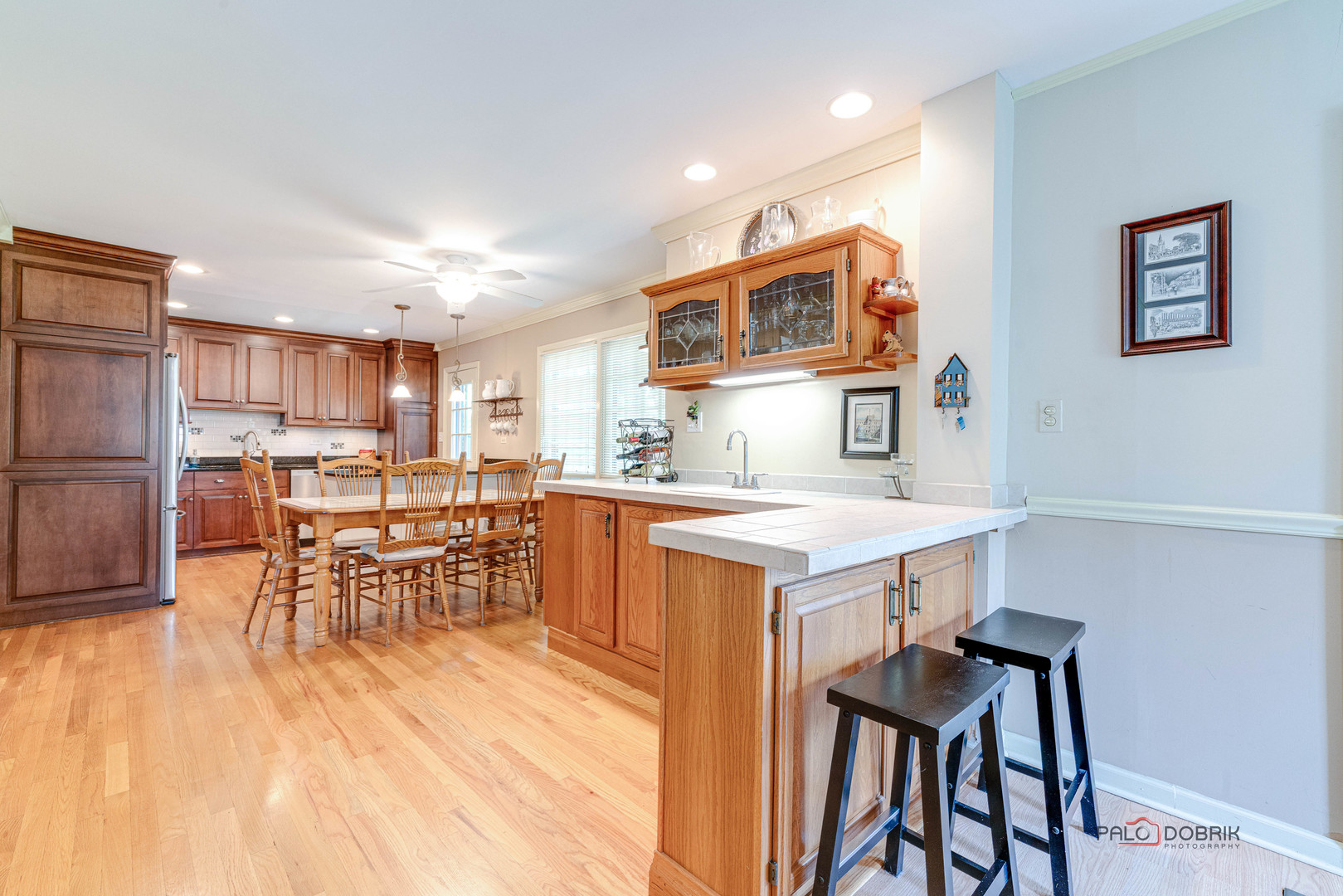 Arlington Heights, Illinois, 60005, United States, 4 Bedrooms Bedrooms, ,3 BathroomsBathrooms,Residential,For Sale,1919635