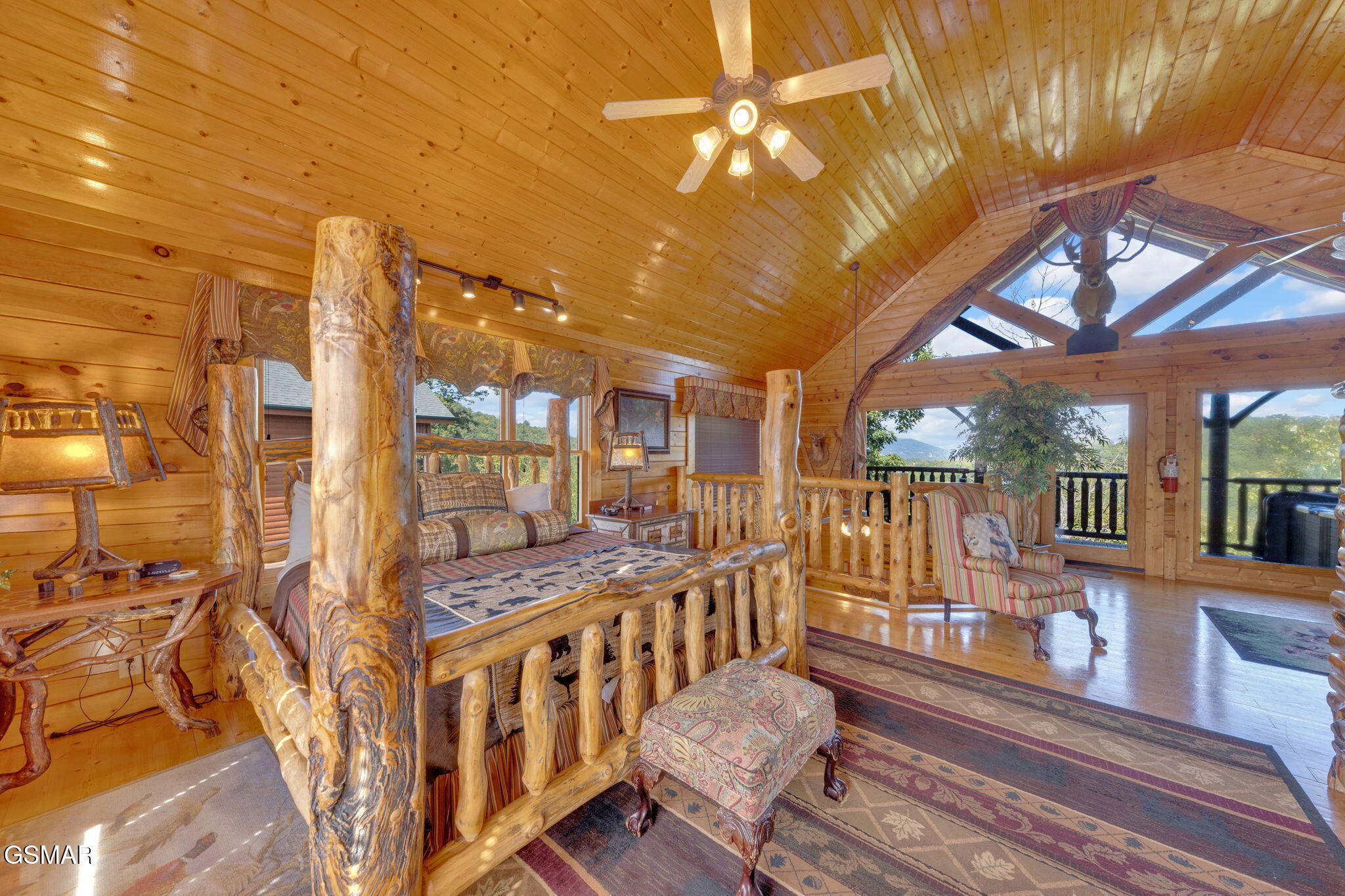 Sevierville, Tennessee, 37862, United States, 3 Bedrooms Bedrooms, ,3 BathroomsBathrooms,Residential,For Sale,1974724