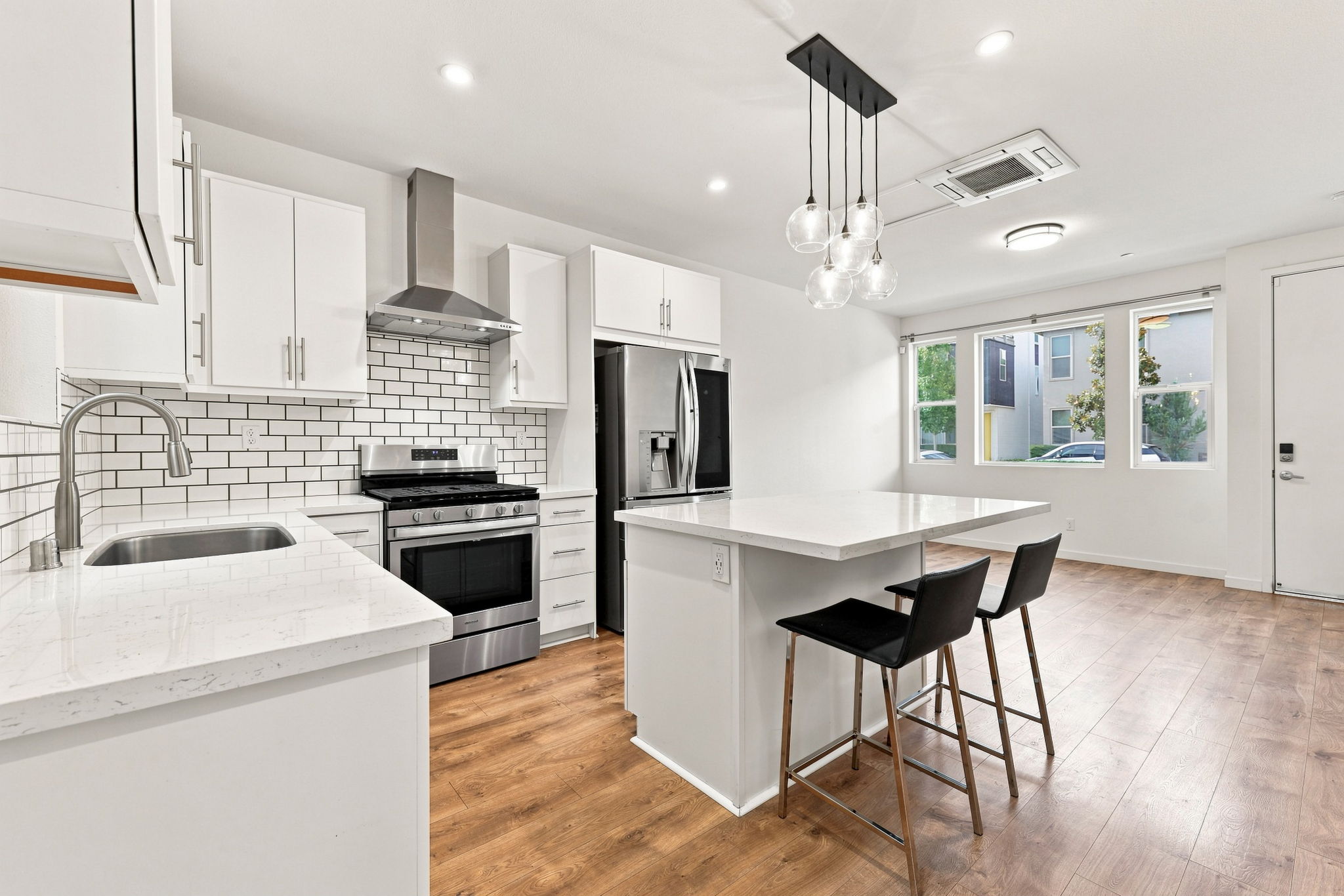  453 Crate Avenue, Sacramento, CA 95818 - 物件實景