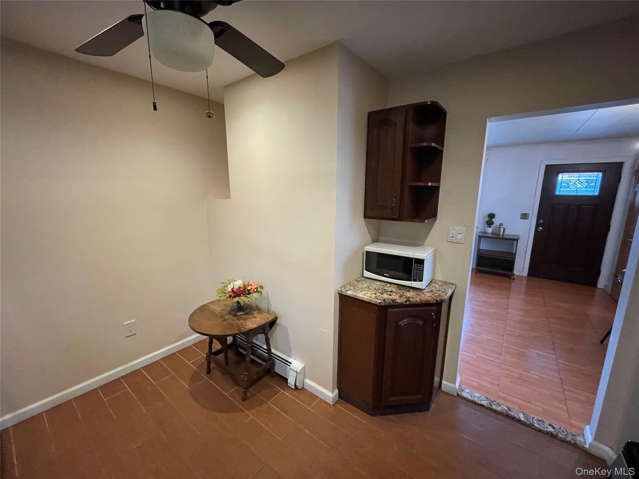 North Babylon, New York, 11703, United States, 3 Bedrooms Bedrooms, ,1 BathroomBathrooms,Residential,For Sale,1990233