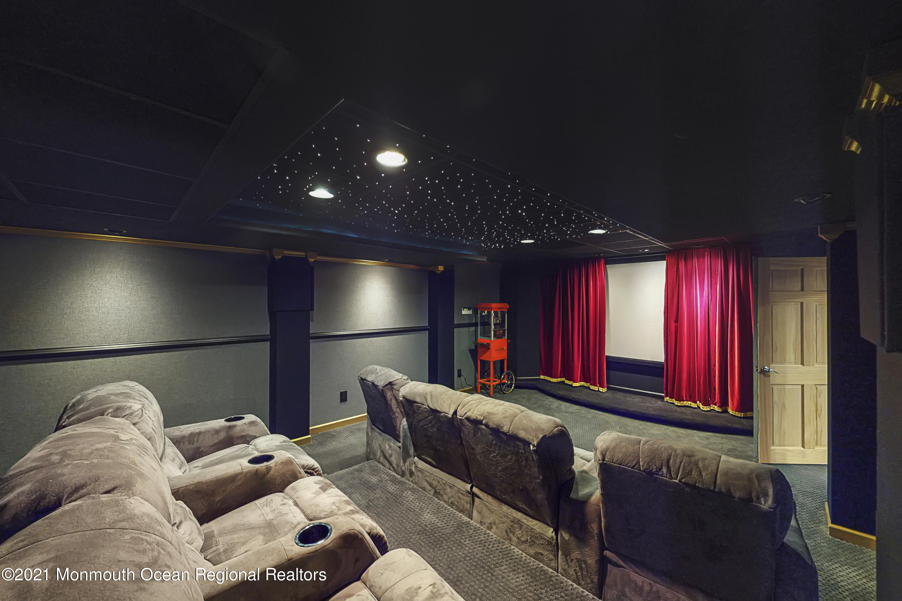 Jackson, New Jersey, 08527, United States, 4 Bedrooms Bedrooms, ,3 BathroomsBathrooms,Residential,For Sale,1944716