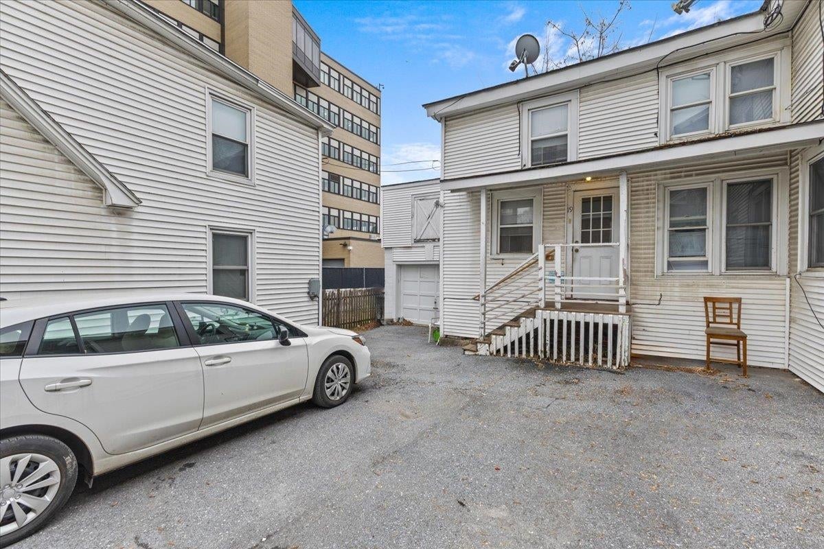 Burlington, Vermont, 05401, United States, 15 Bedrooms Bedrooms, ,3 BathroomsBathrooms,Residential,For Sale,1898966