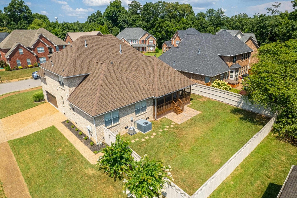 Nashville, Tennessee, 37221, United States, 4 Bedrooms Bedrooms, ,4 BathroomsBathrooms,Residential,For Sale,1940986