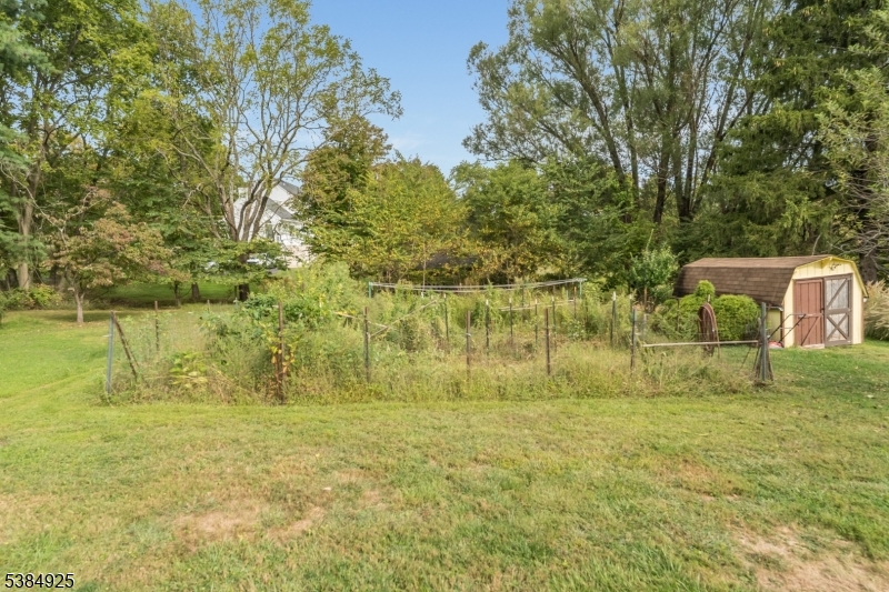 Holland Twp., New Jersey, 08848, United States, 3 Bedrooms Bedrooms, ,3 BathroomsBathrooms,Residential,For Sale,1949740