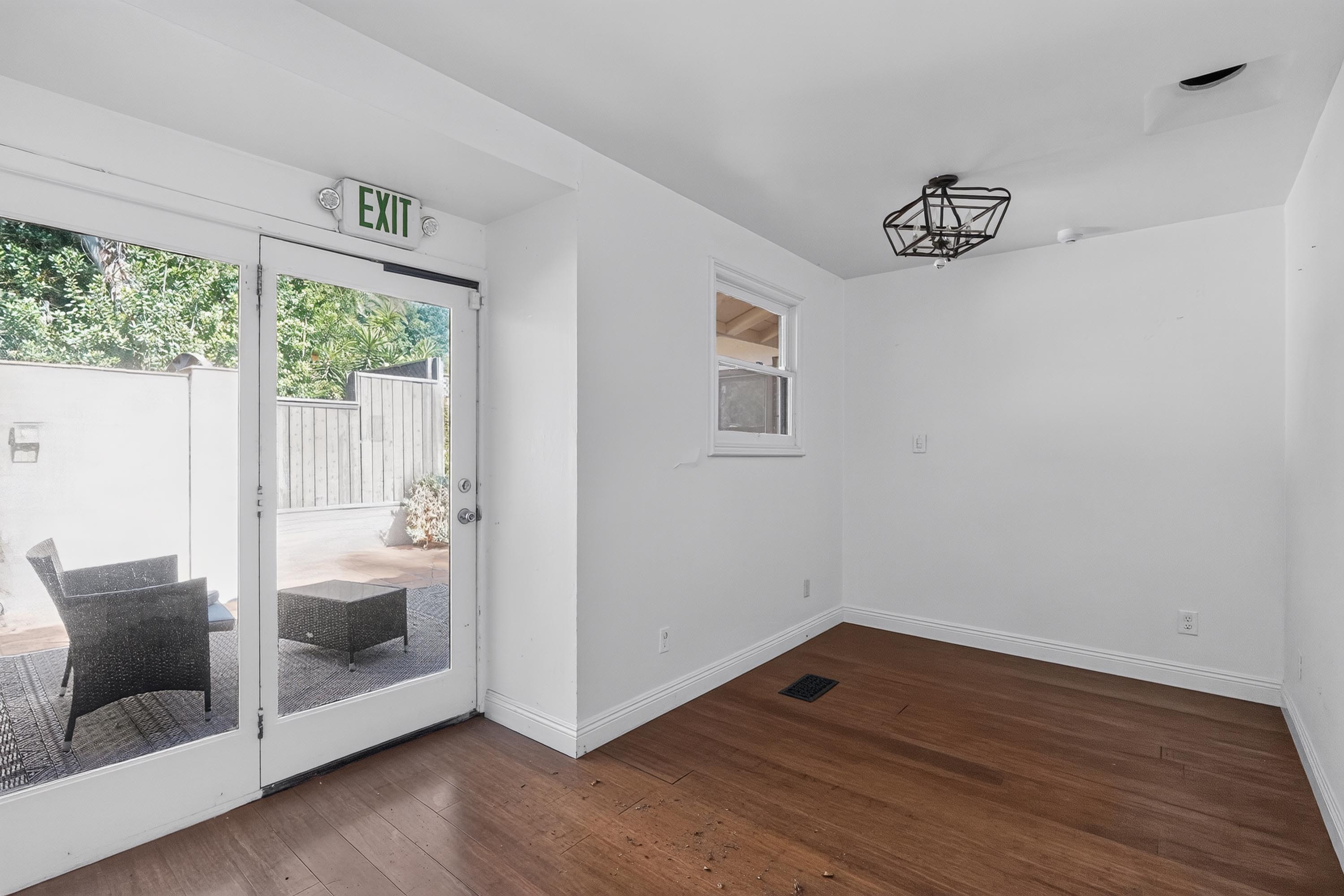  8207 Mulholland Drive - 物件實景