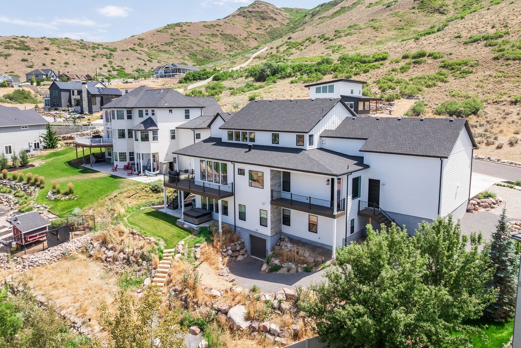  where  exceptional design meets elevated living - 物件實景
