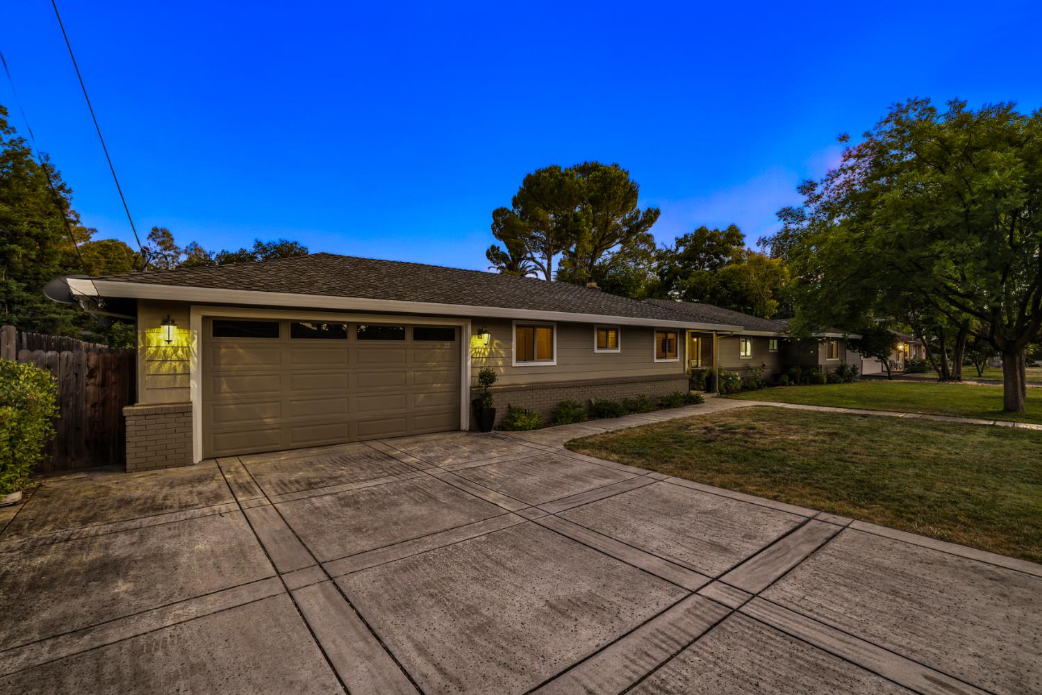 Sacramento, California, 95864, United States, 4 Bedrooms Bedrooms, ,2 BathroomsBathrooms,Residential,For Sale,1903750