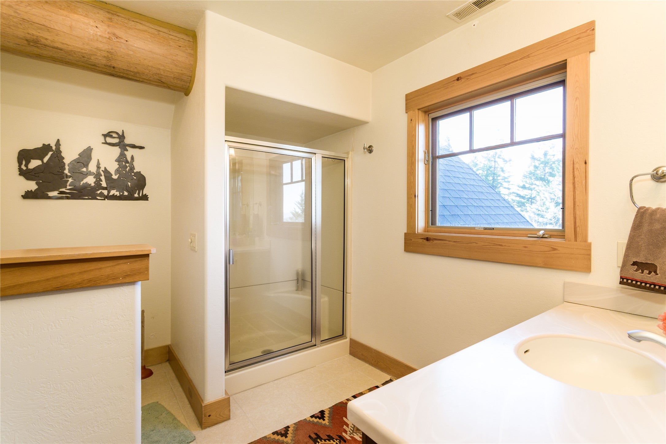 Bigfork, Montana, 59911, United States, 2 Bedrooms Bedrooms, ,3 BathroomsBathrooms,Residential,For Sale,1827494