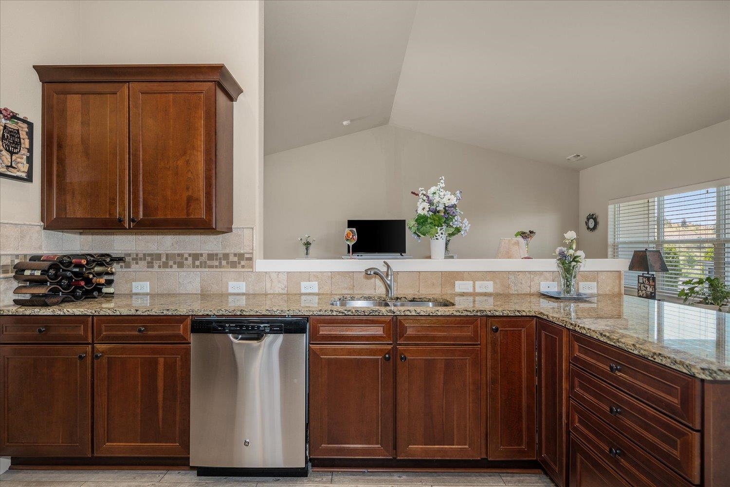 Liberty Lake, Washington, 99019, United States, 4 Bedrooms Bedrooms, ,2 BathroomsBathrooms,Residential,For Sale,1856112