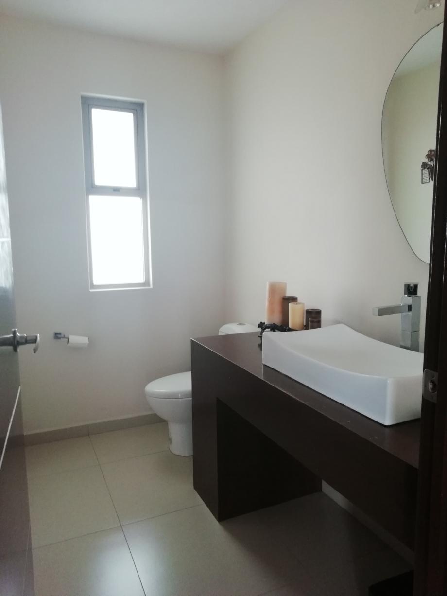 Sevilla, Atizapán de Zaragoza, Estado de méxico, 52930, Mexico, 3 Bedrooms Bedrooms, ,5 BathroomsBathrooms,Residential,For Sale,Sevilla,1672150