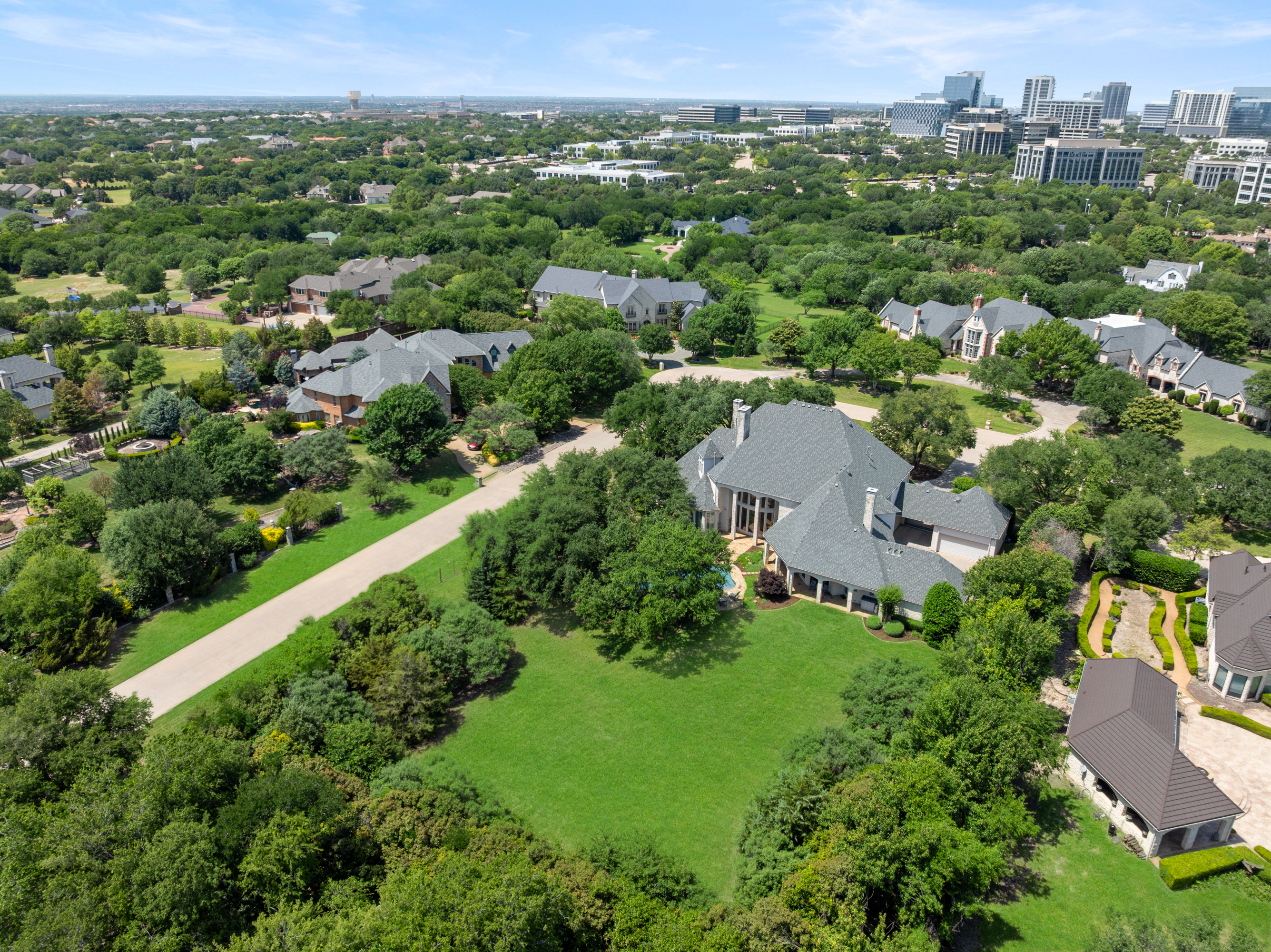  Discover Your Private Estate at 2025 Creek Ridge Dr., Frisco, Texas - 物件實景