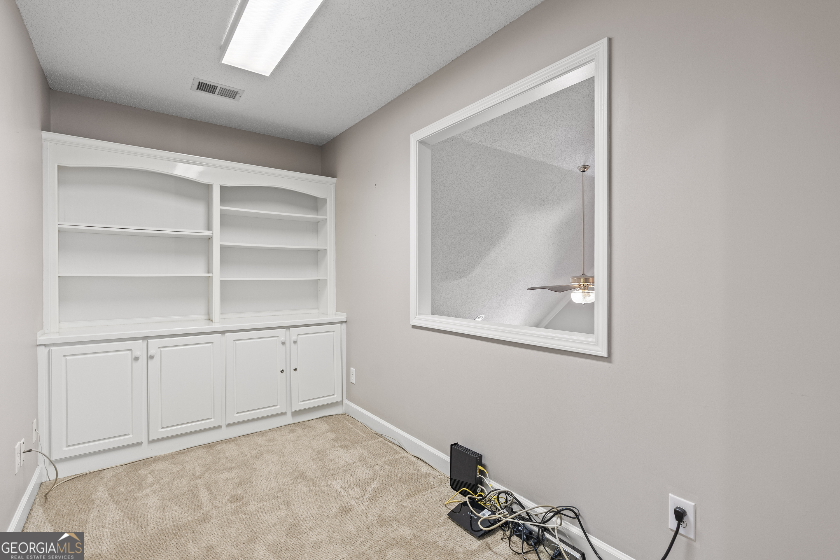 Sharpsburg, Georgia, 30277, United States, 3 Bedrooms Bedrooms, ,3 BathroomsBathrooms,Residential,For Sale,1955891