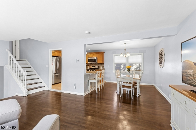 Plainfield City, New Jersey, 07062, United States, 3 Bedrooms Bedrooms, ,2 BathroomsBathrooms,Residential,For Sale,1968857