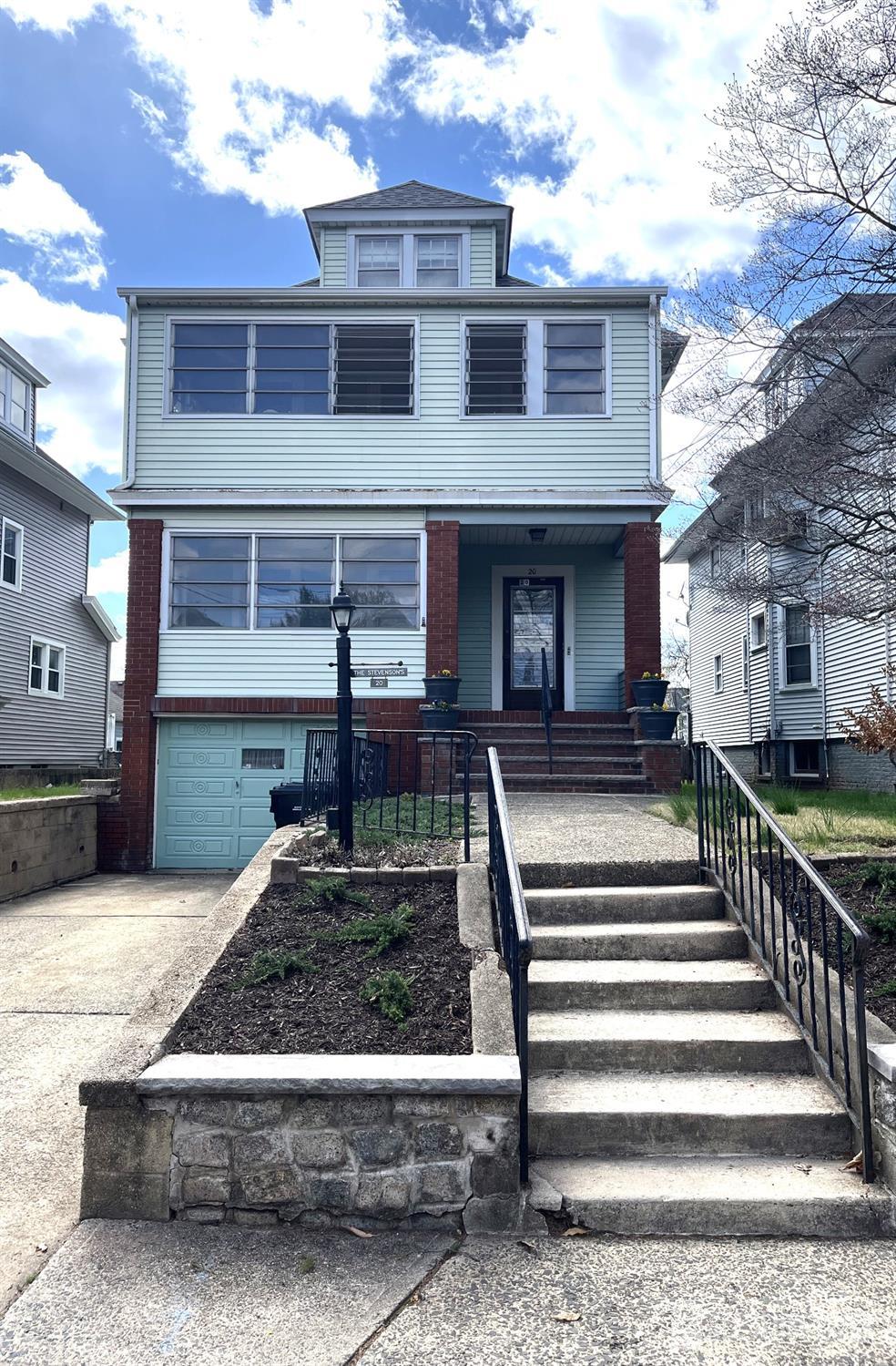 Highland Park, New Jersey, 08904, United States, 6 Bedrooms Bedrooms, ,2 BathroomsBathrooms,Residential,For Sale,1888077