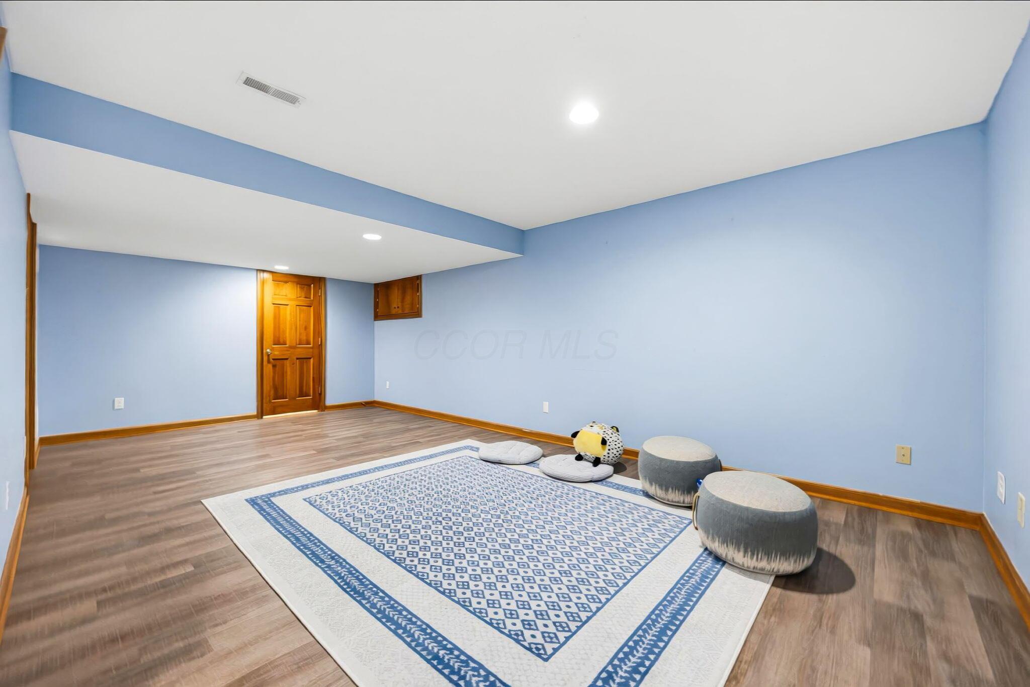 Lewis Center, Ohio, 43035, United States, 4 Bedrooms Bedrooms, ,2 BathroomsBathrooms,Residential,For Sale,2048697