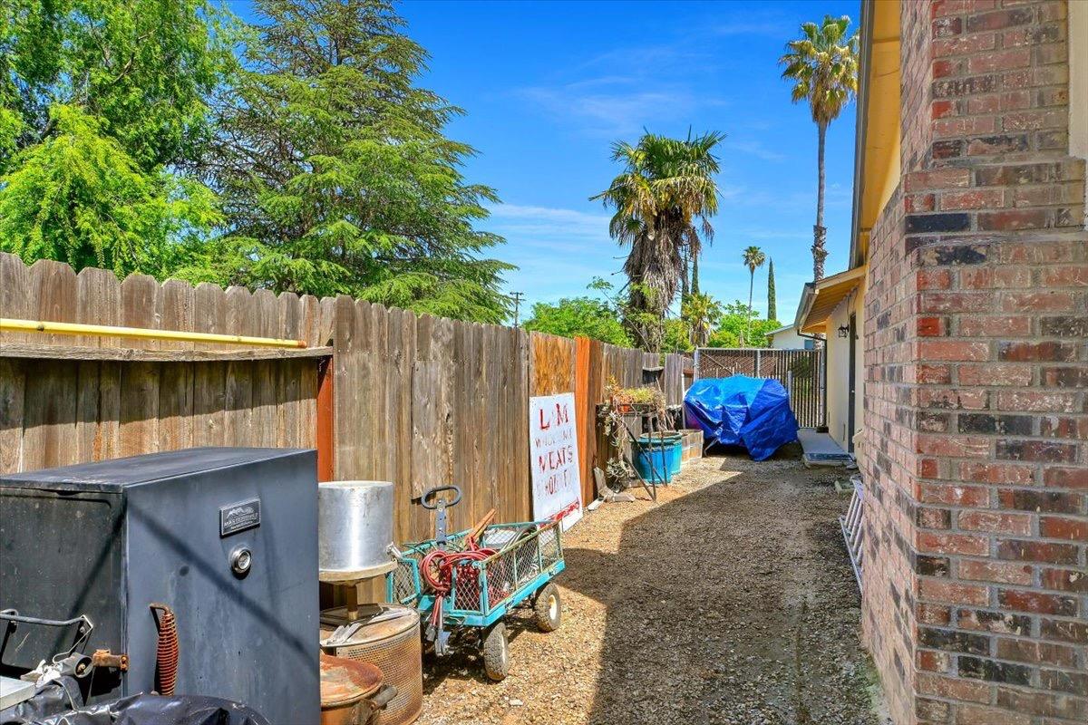 Orangevale, California, 95662, United States, 4 Bedrooms Bedrooms, ,2 BathroomsBathrooms,Residential,For Sale,1795396