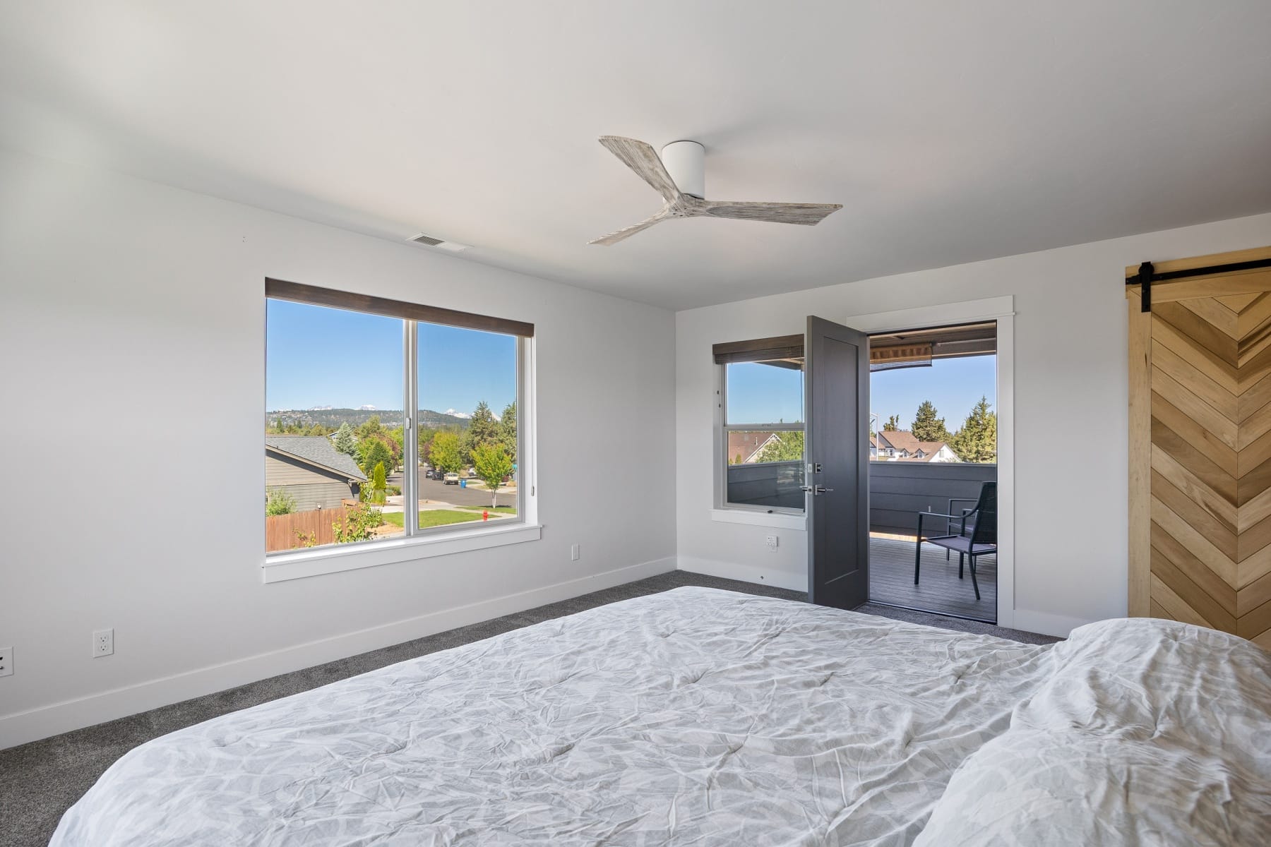  2350 NE Purcell Court Bend, OR 97701 - 物件實景