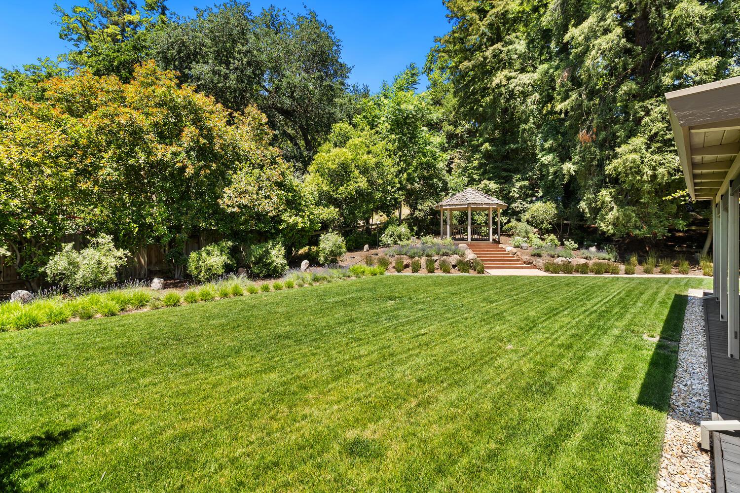 Carmichael, California, 95608, United States, 4 Bedrooms Bedrooms, ,3 BathroomsBathrooms,Residential,For Sale,1986318