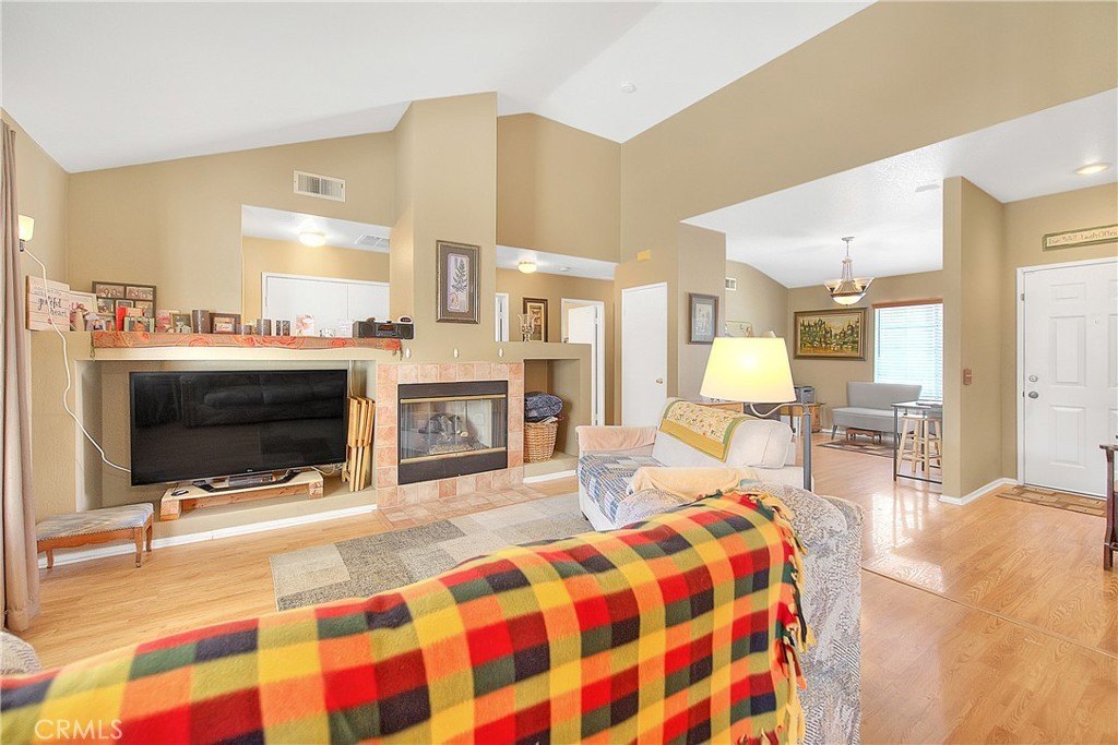 Mentone, California, 92359, United States, 3 Bedrooms Bedrooms, ,2 BathroomsBathrooms,Residential,For Sale,1923053