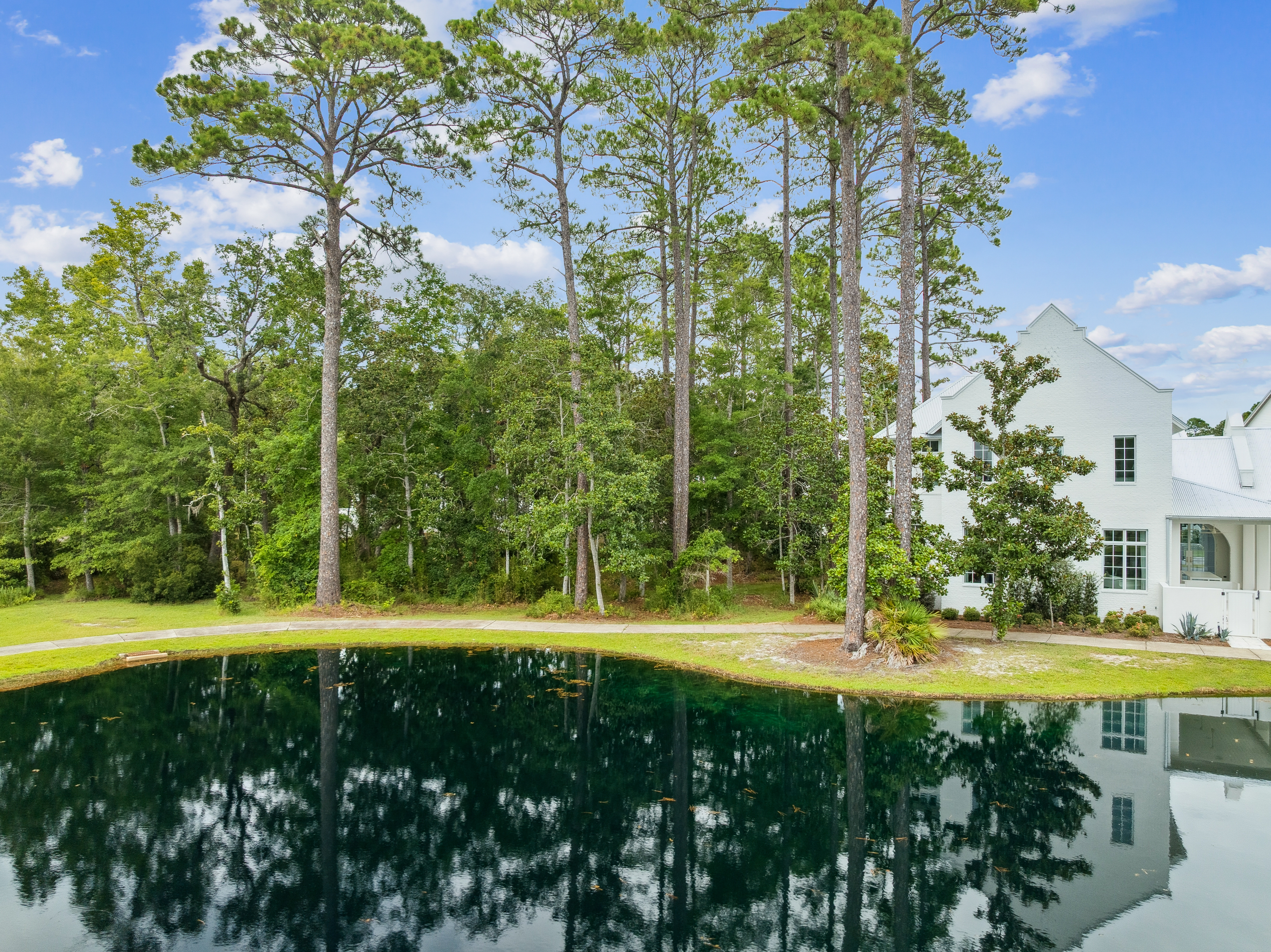  Lakefront Homesite In Secluded Gated Community With Marina And Bay Access - 物件實景