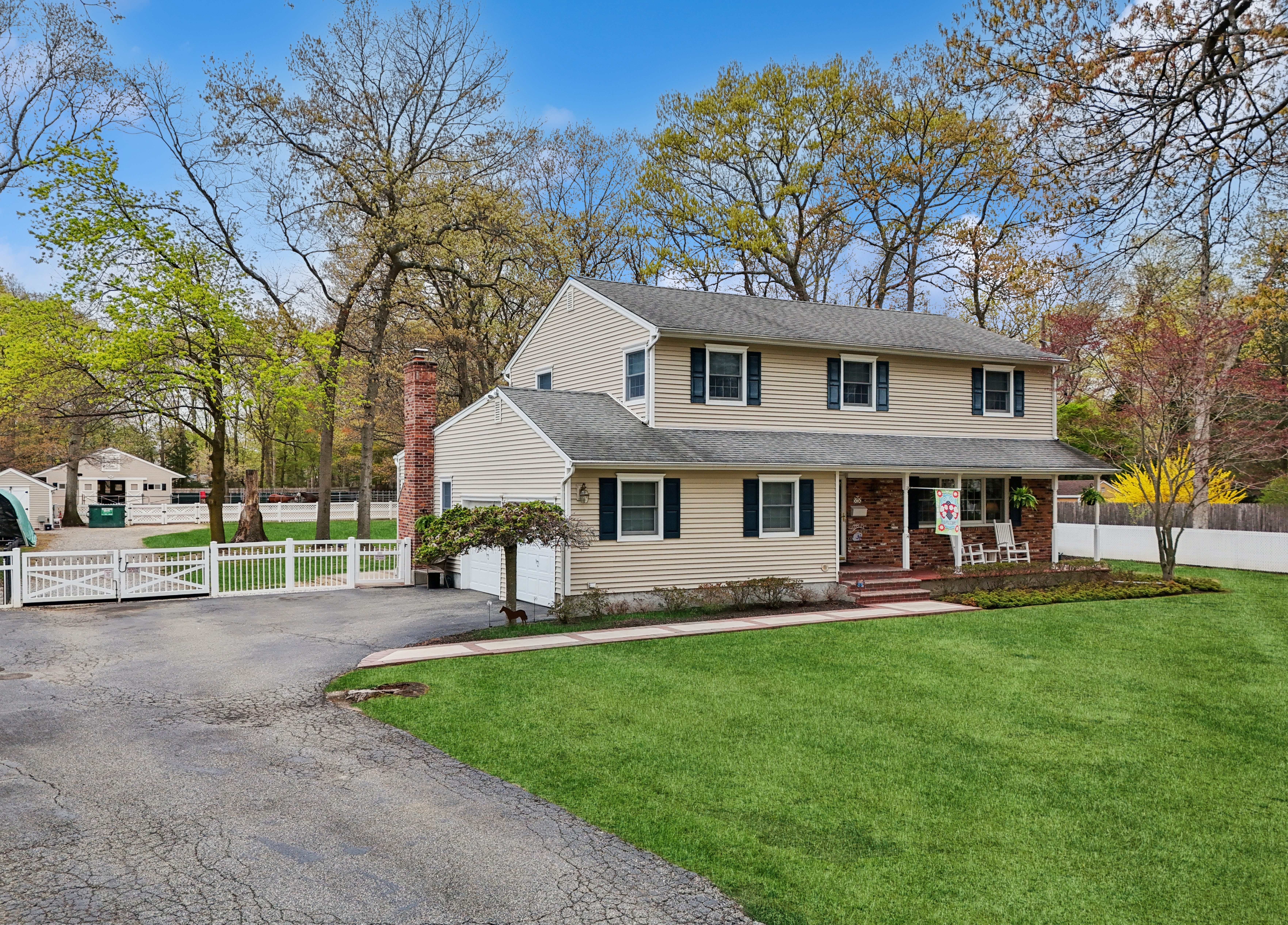  14 Hillside Avenue, Saint James, NY, 11780 - 物件實景