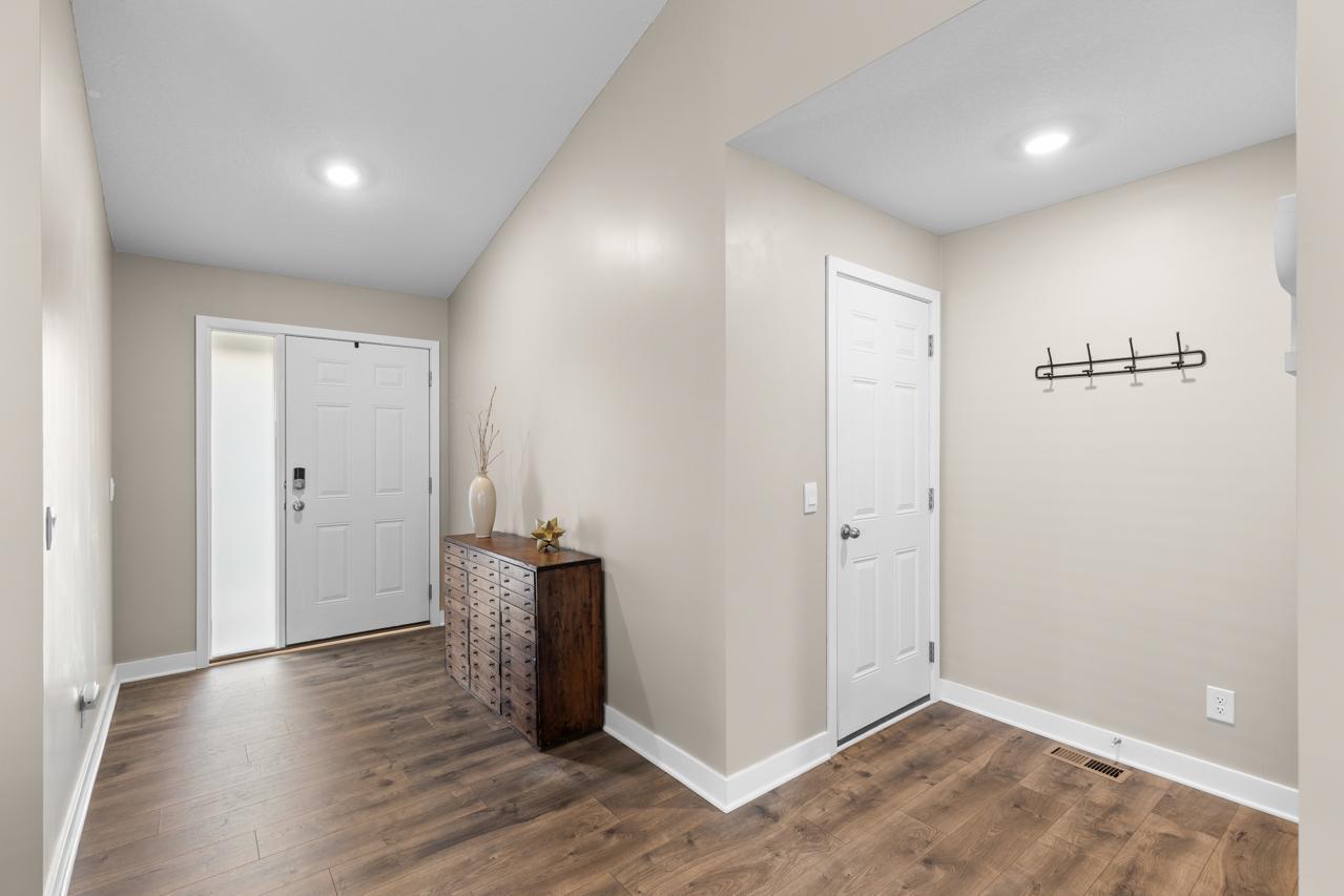 Rosemount, Minnesota, 55068, United States, 4 Bedrooms Bedrooms, ,2 BathroomsBathrooms,Residential,For Sale,1951040