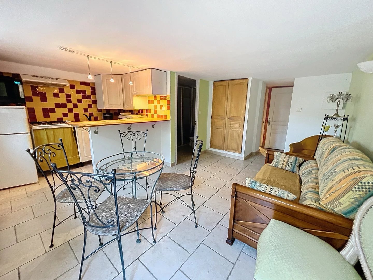Le Cannet, Provence-Alpes-Côte d?Azur, 06110, FR, 4 Bedrooms Bedrooms, ,2 BathroomsBathrooms,Residential,For Sale,1627264