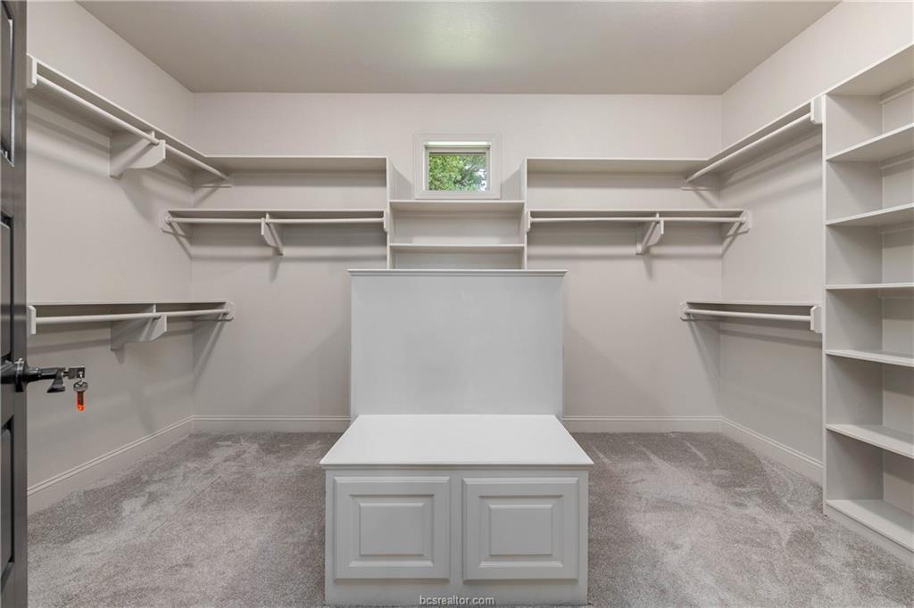 9412 Belgrave Square, Iola, Texas, 77861-4686, United States, 5 Bedrooms Bedrooms, ,5 BathroomsBathrooms,Residential,For Sale,9412 Belgrave Square,1685501
