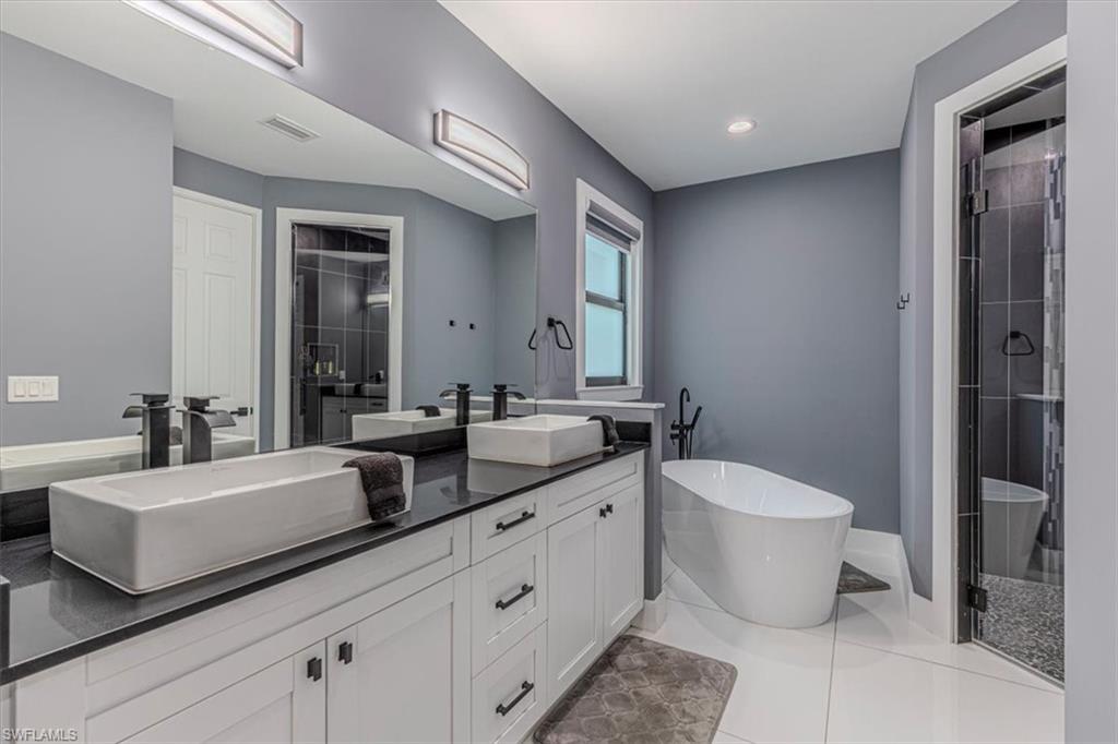 Naples, Florida, 34117, United States, 3 Bedrooms Bedrooms, ,3 BathroomsBathrooms,Residential,For Sale,1993020