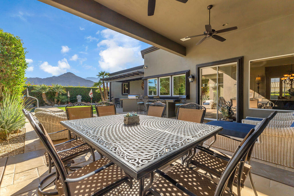 La Quinta, California, 92253, United States, 4 Bedrooms Bedrooms, ,2 BathroomsBathrooms,Residential,For Sale,1987635