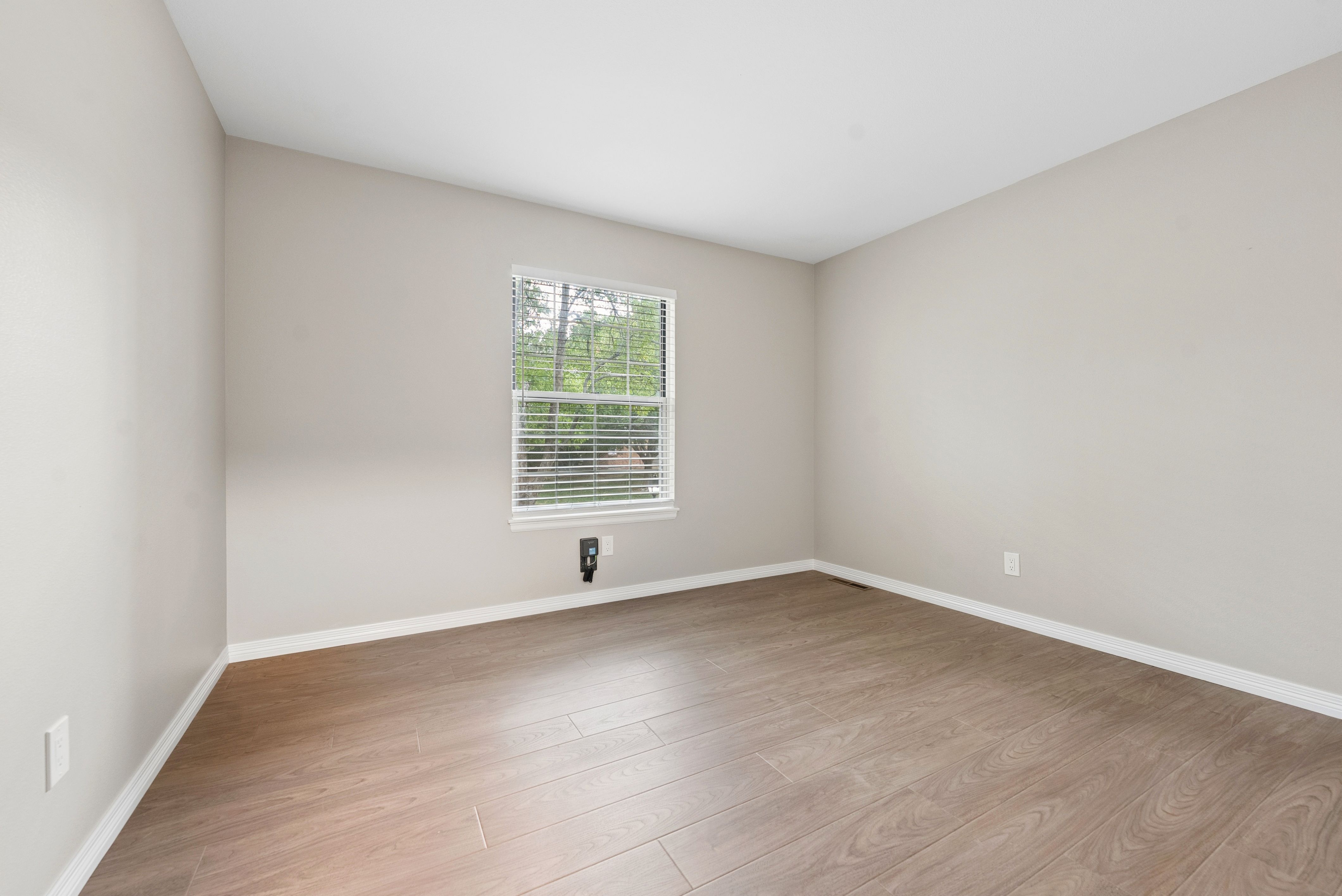  Bright Updated Townhome in Homestead Willows with One-Level Living & Pool Access - 物件實景