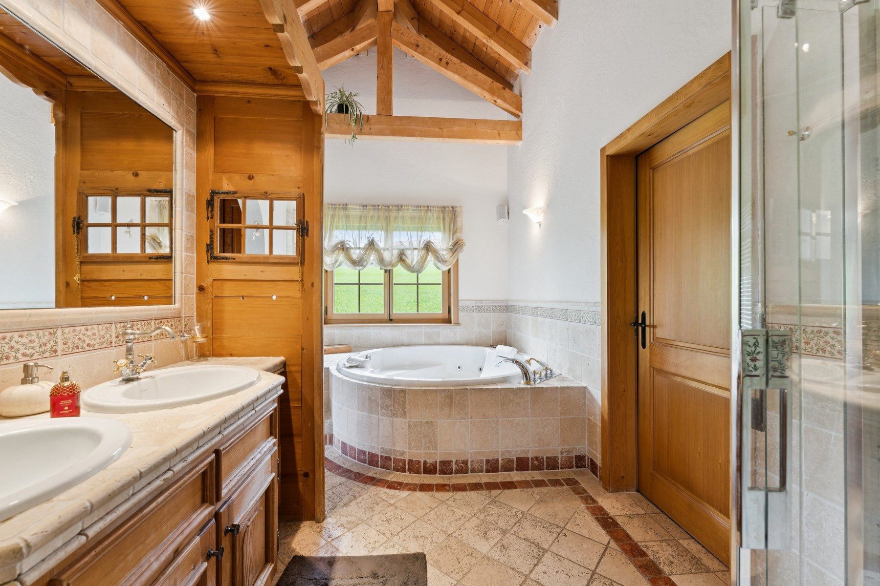 A magnificent, exceptional property located 10 minutes from Bulle and 20 minutes - 物件實景