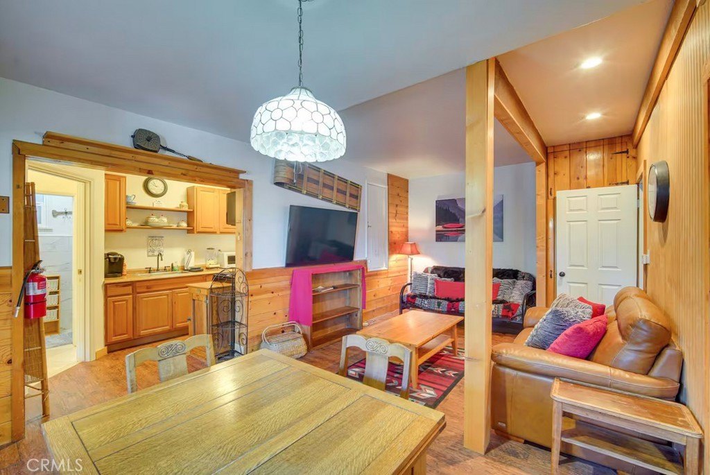 Big Bear Lake, California, 92315, United States, 4 Bedrooms Bedrooms, ,3 BathroomsBathrooms,Residential,For Sale,1982573