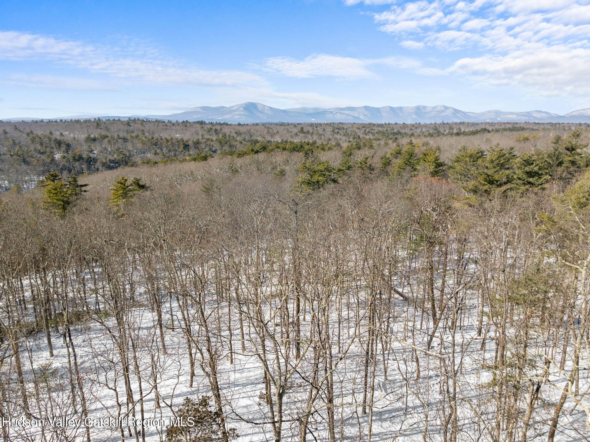 Hurley, New York, 12443, United States, ,Residential,For Sale,1947114