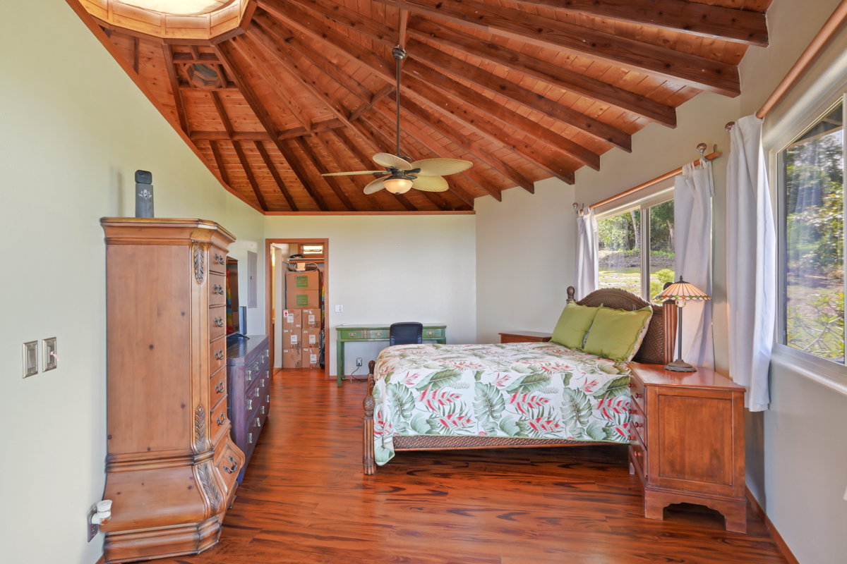Captain Cook, Hawaii, 96704, United States, 2 Bedrooms Bedrooms, ,2 BathroomsBathrooms,Residential,For Sale,1941620