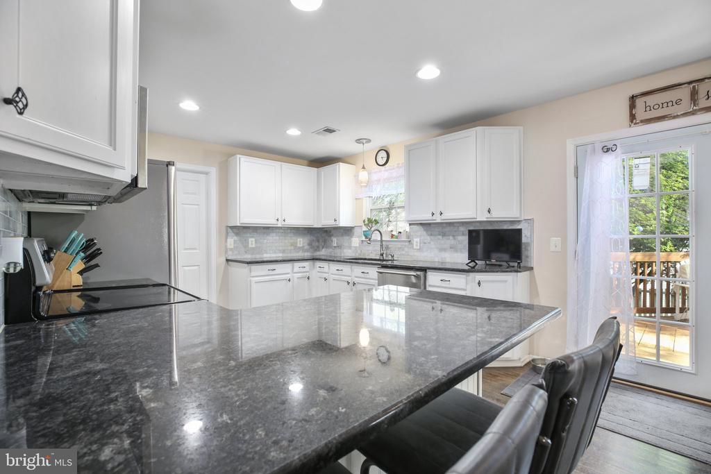 Fredericksburg, Virginia, 22406, United States, 4 Bedrooms Bedrooms, ,3 BathroomsBathrooms,Residential,For Sale,1934657