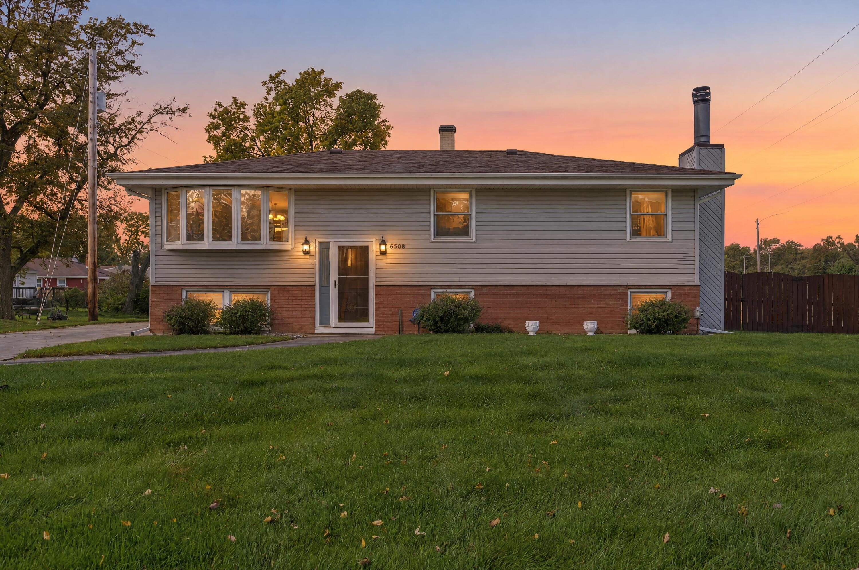 Liable Rd, Highland, IN 46322