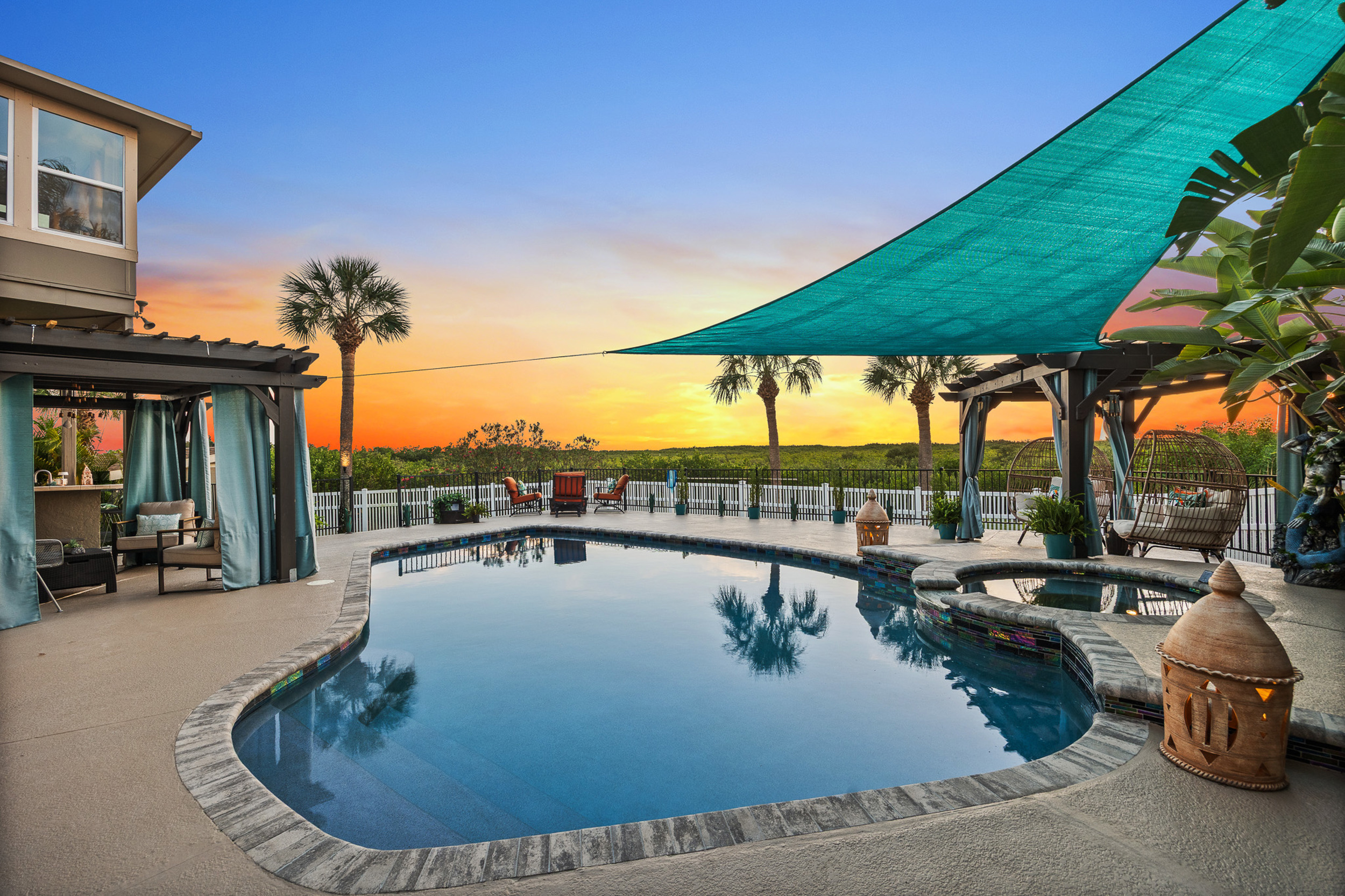 Tampa, Florida, 33615, United States, 3 Bedrooms Bedrooms, ,3 BathroomsBathrooms,Residential,For Sale,2002482